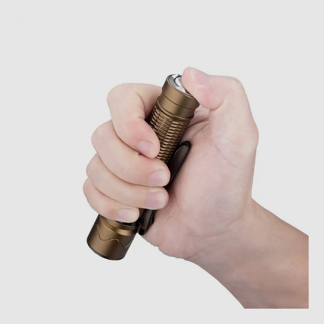 TORCIA Olight Mini 2 Autodifesa 1750 LUMEN TAN, immagine 1 di 5