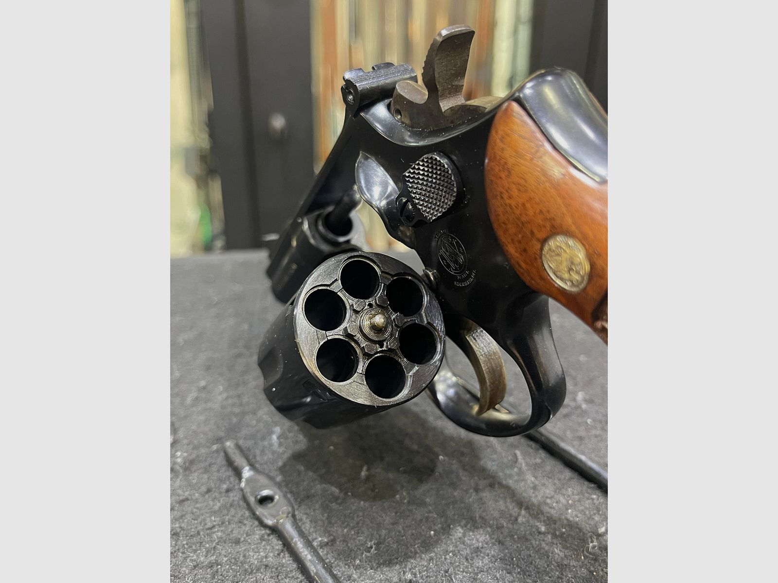 Smith & Wesson mod 19-4, image 9 of 10