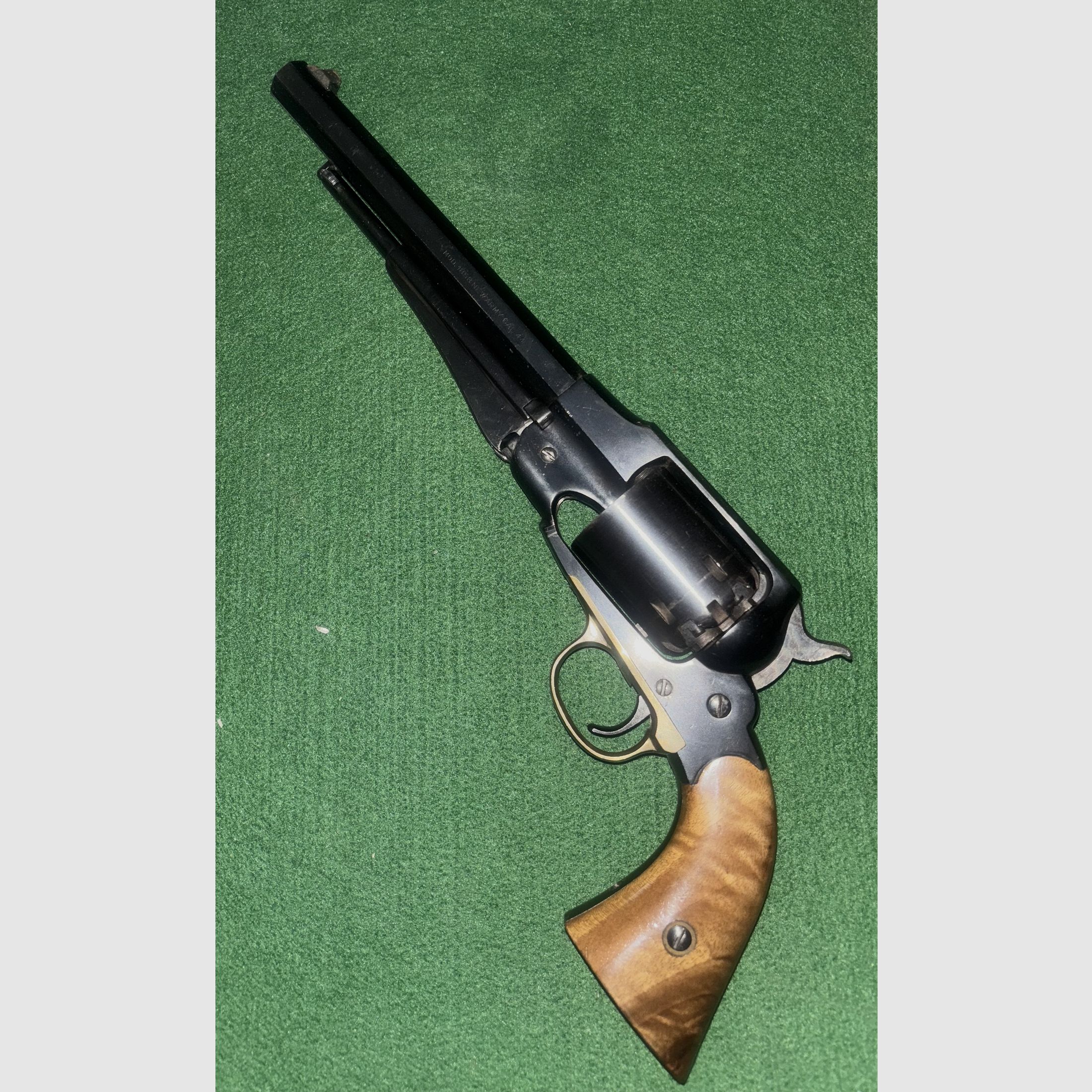 Vorderlader Revolver Remington Model 1858 New Army Cal. 44 im Westernhoster