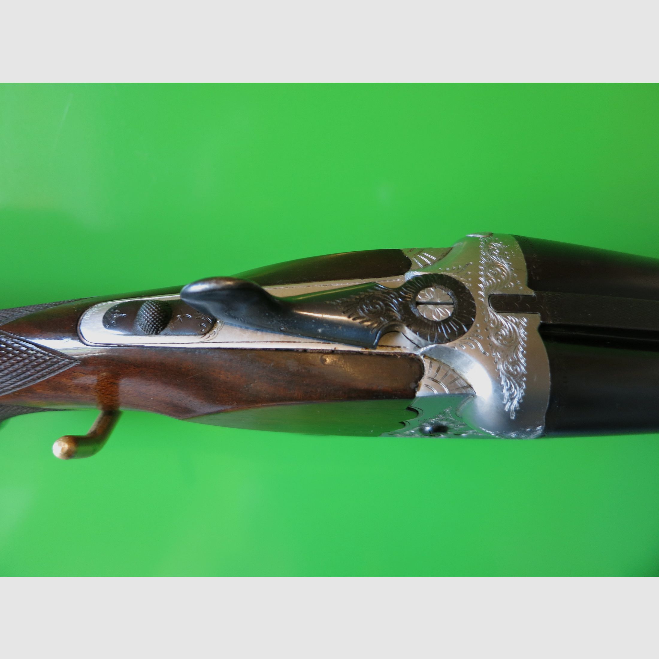 AyA, Aguirre and Aranzabal, Model 107 "Milan" double shotgun/cross shotgun caliber 16/70, engraving #20-