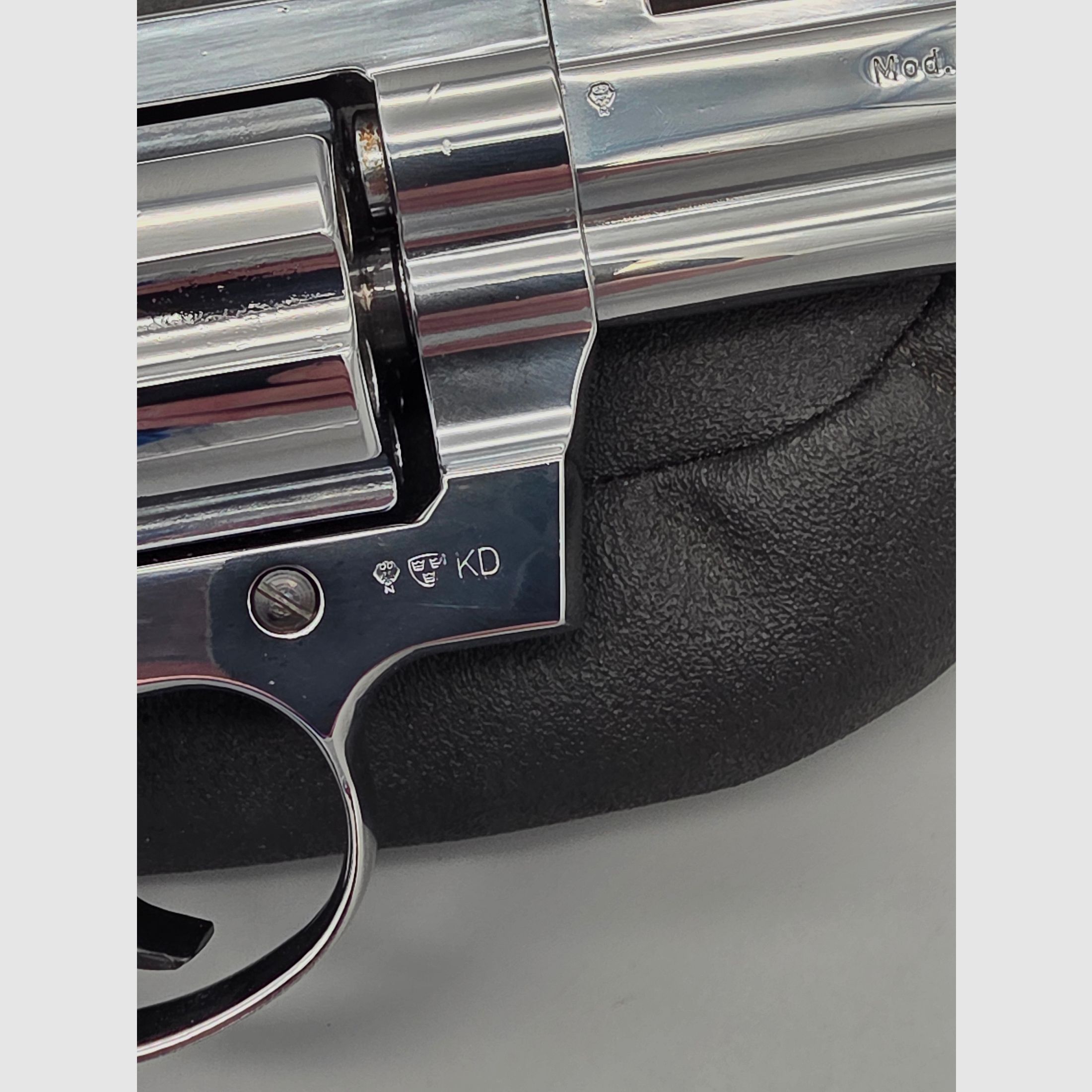 Sammler SRS Revolver Mauser L100 Chromfinish mit Holzgriffen im Kaliber 9mm Knall .380 Schreckschuss