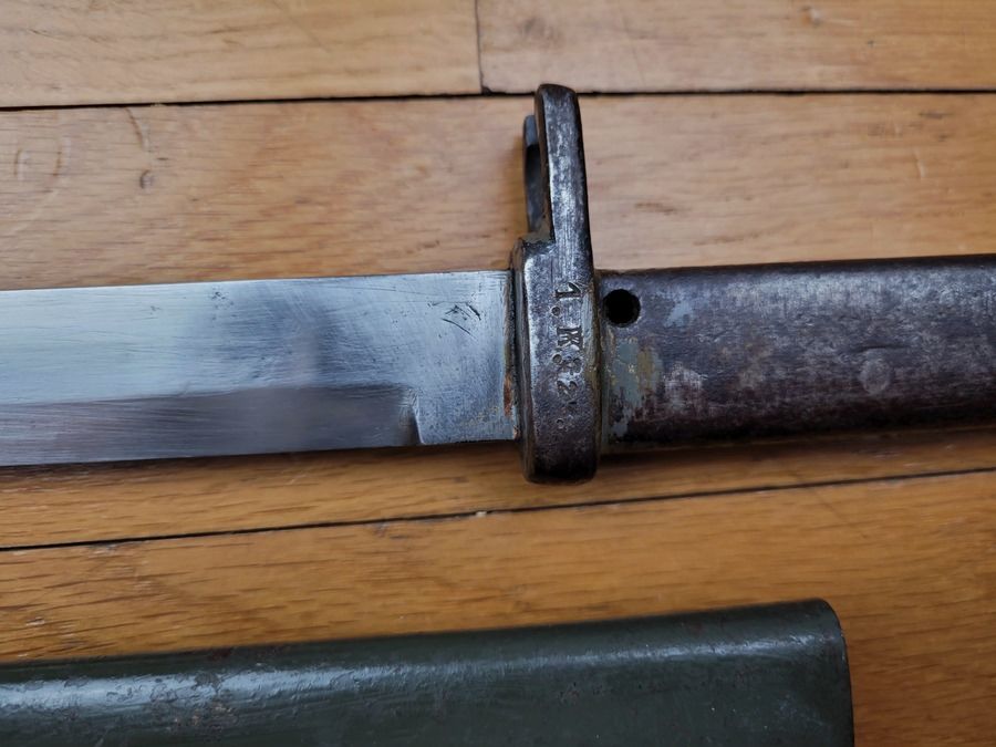 Belle baïonnette ersatz allemande – EB37 au Carter – Régimentée Cuirassiers – Fourreau ersatz – TBE +, image 1 sur 9