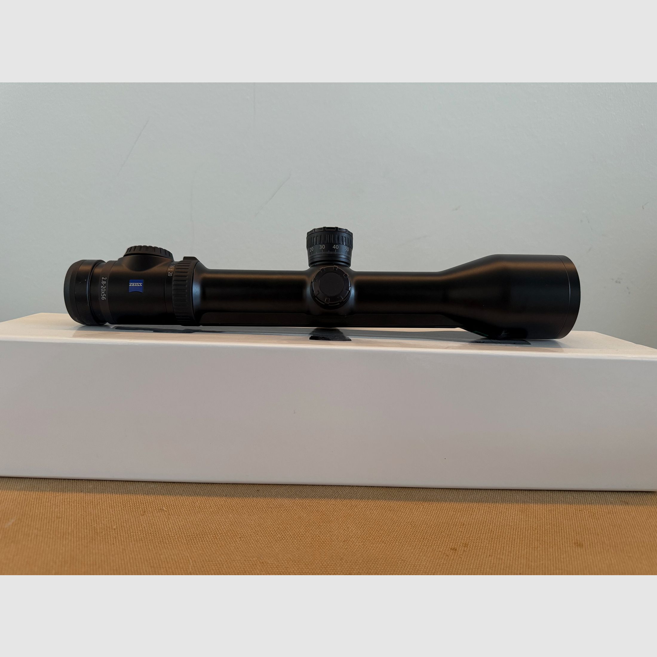 ZEISS Victory V8 2,8 – 20 × 56 | ASV | Parallaxe | Schiene | Absehen 60 | NEUWERTIG