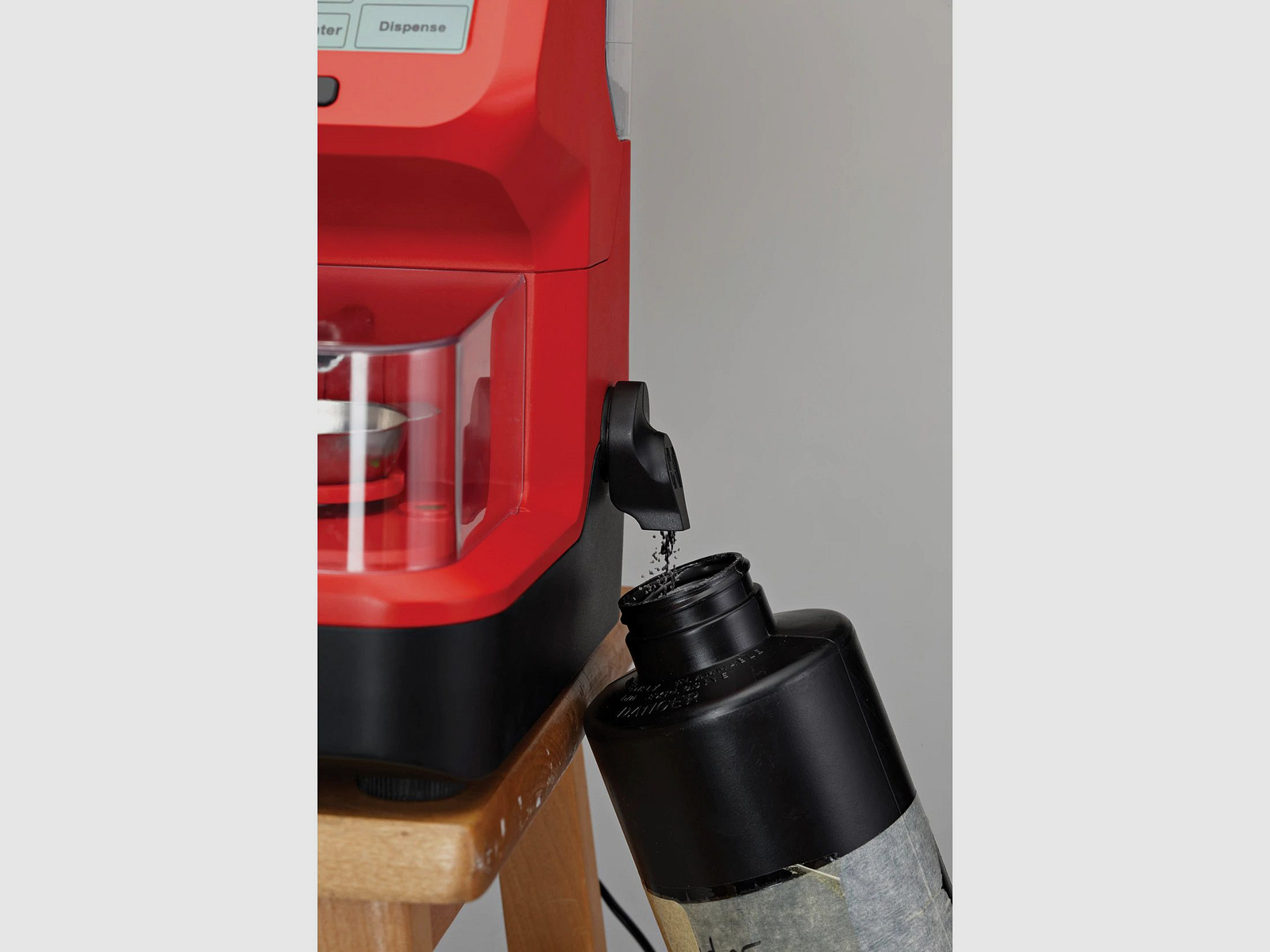 Hornady Lock-N-Load Auto Charge Pro (Dispensador de pólvora y peso)