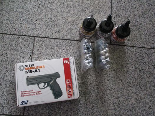 Luftdruckpistole Steyr M9A1 - CO2 - 4,5mm BB + 3 x 1500 BB + 20 Umarex 12g Kapseln NEU