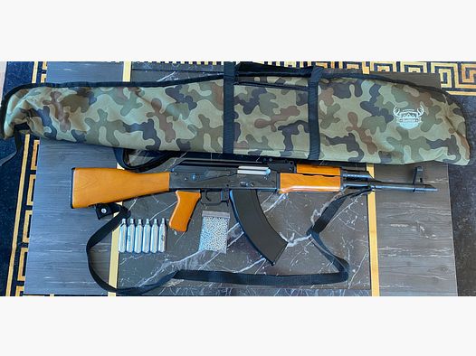 Umarex G.S.G AK47 4,5mm BB fucile ad aria CO2 come nuovo in metallo e legno e accessori