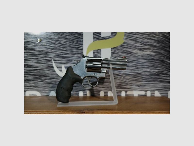Simth & Wesson; 686-6; 3 pulgadas