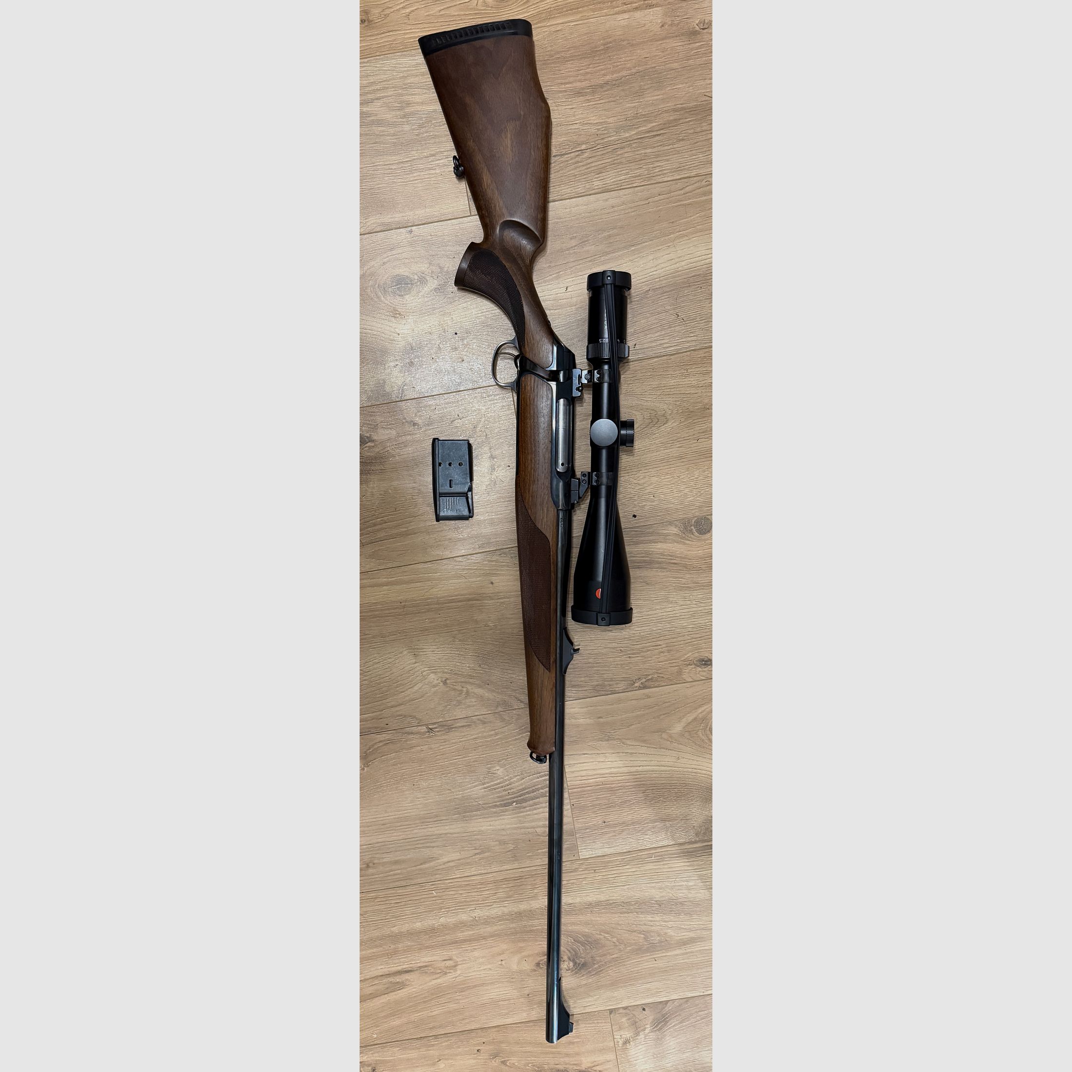 Repeater rifle Sauer 202 with Leica Amplus 2.5-15x56 .300 Win. Mag. .300 Winchester Magnum