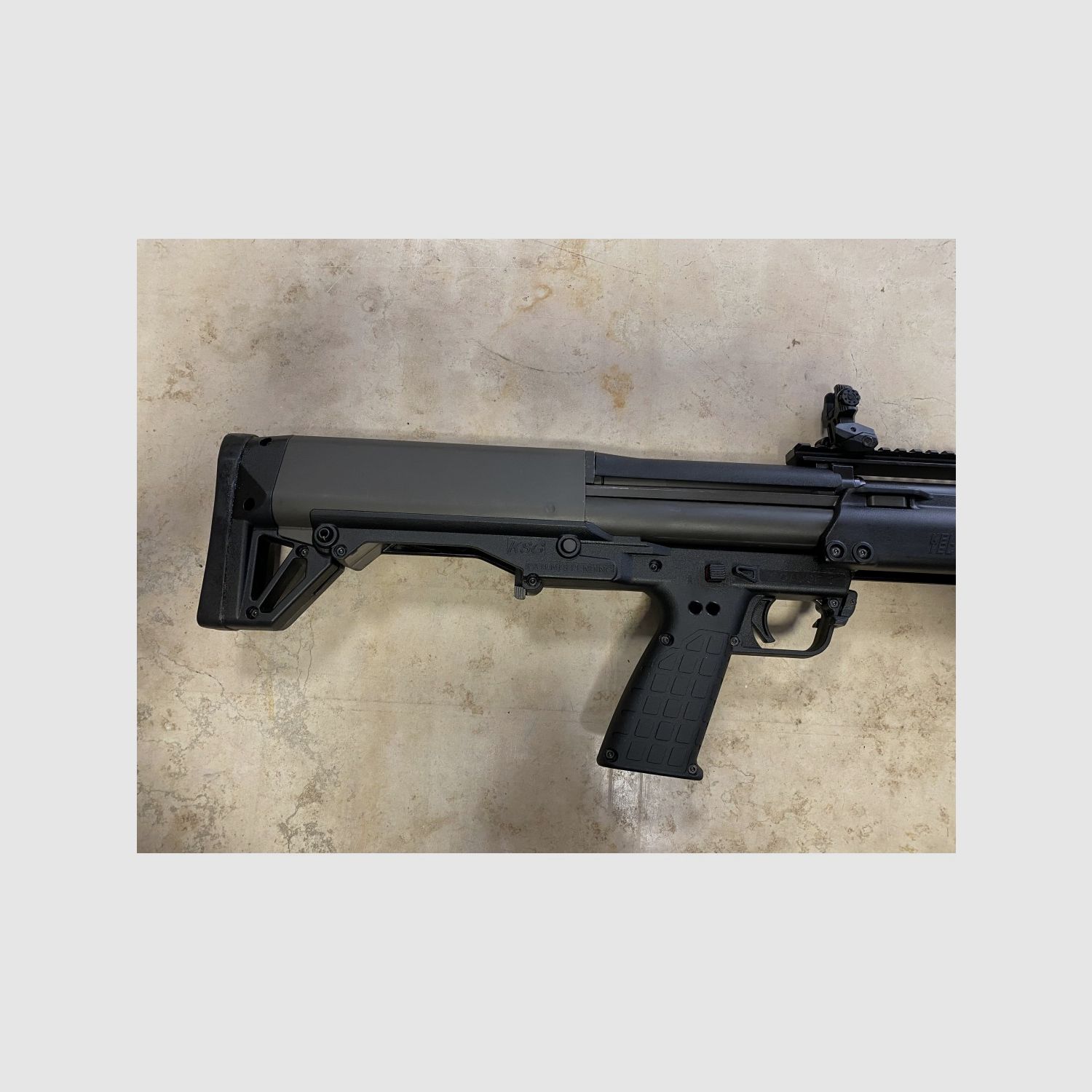 Keltec KSG taktisch Kal.12, Bild 2 von 3