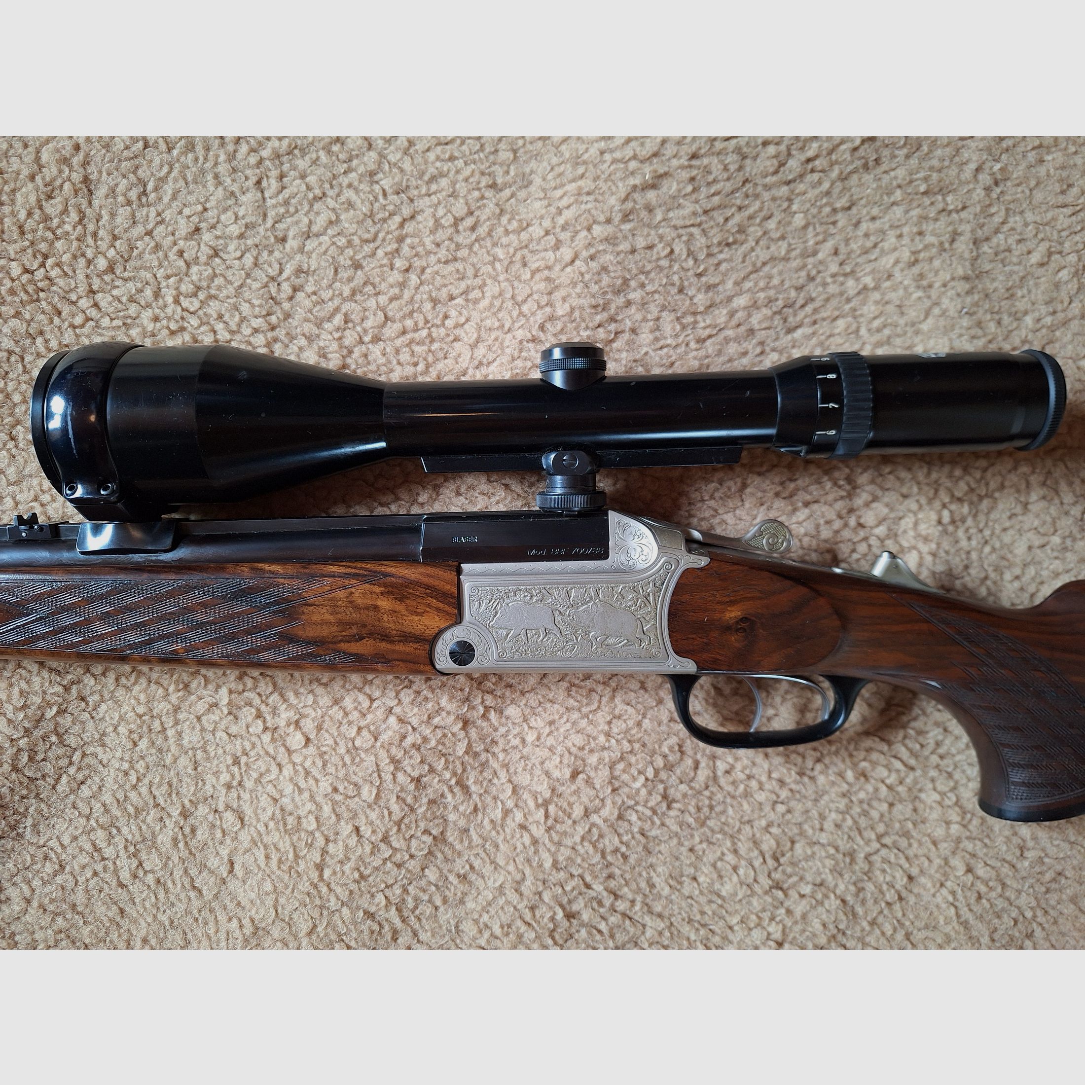 Escopeta combinada de Blaser, modelo BBF 700/88, calibre 12/70 cañón de escopeta, .30-06 cañón de rifle, visor Schmidt & Bender 2,5 - 10x