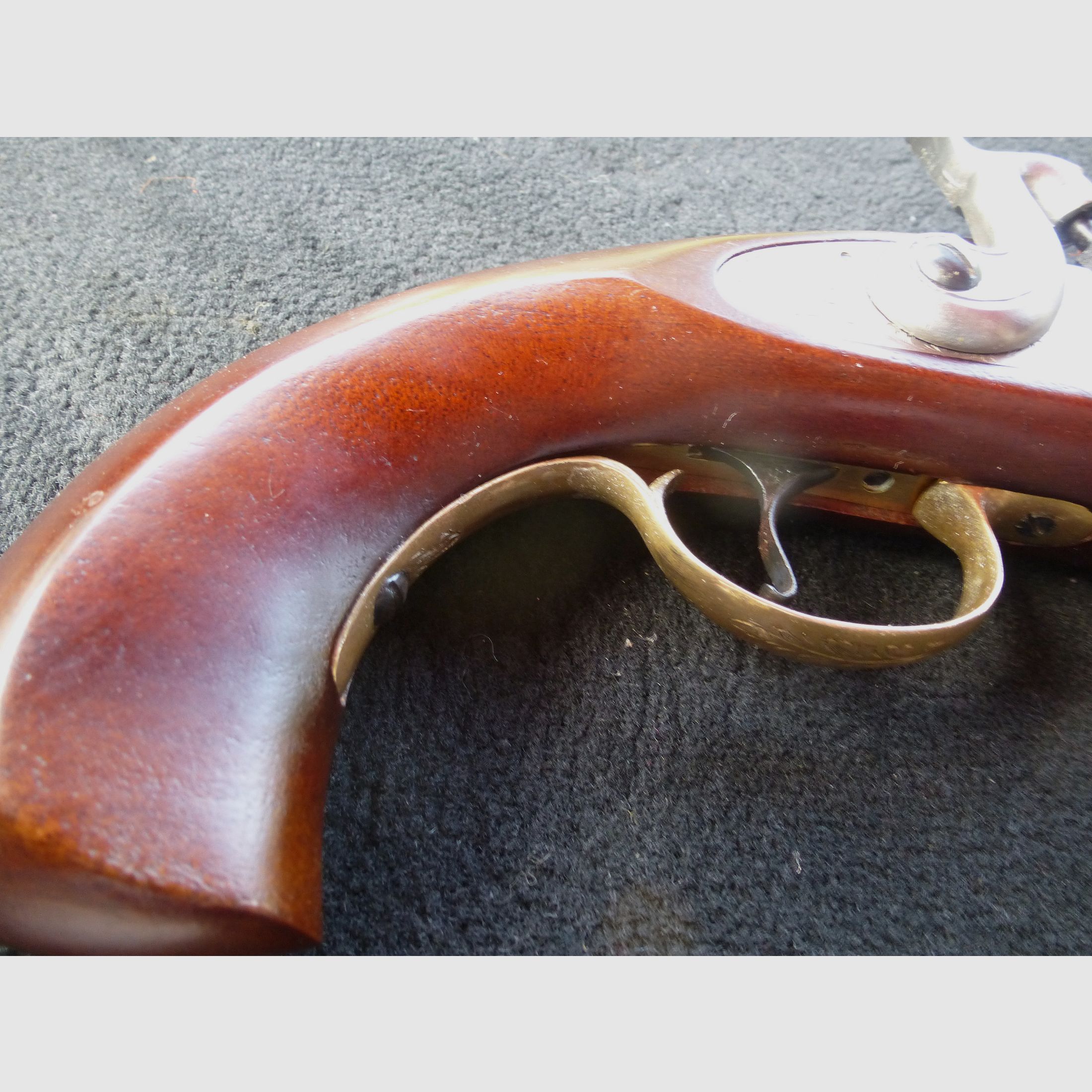 Bounty percussion pistol - Petersoli replica