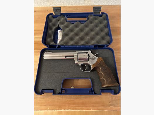 *gereserveerd* S&W 686 Deluxe Match Master .357 Mag – 6 inch – Als nieuw (Aankoop 04/2024)