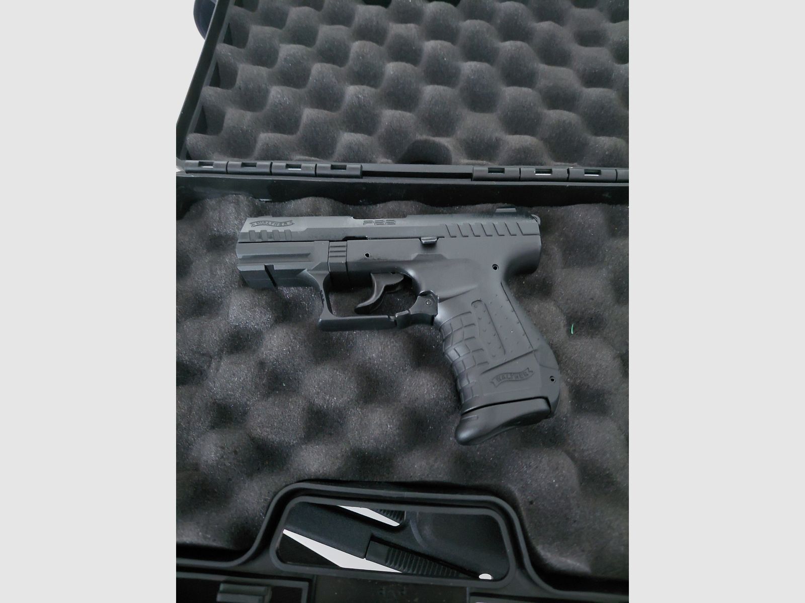 Walher  P22 schreckschuss Pistole 
