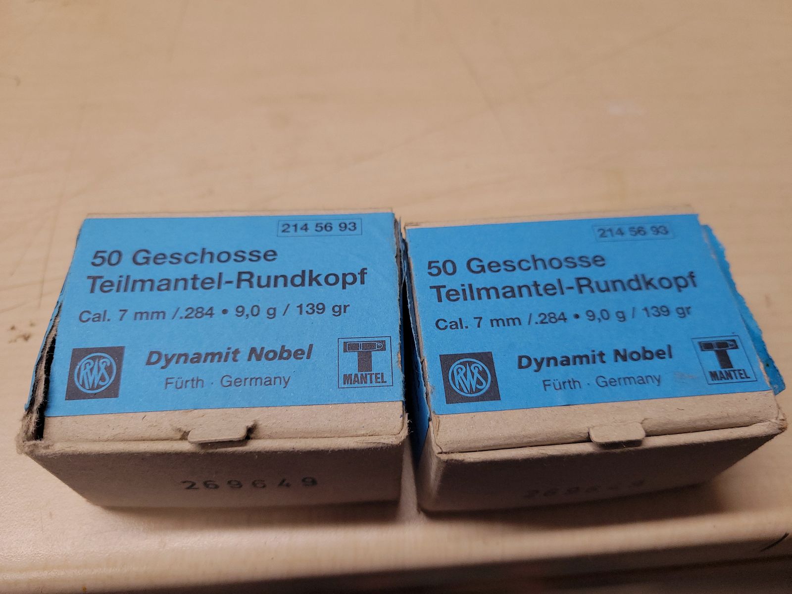 49 hulzen 7x64, rws, fabrieksnieuw, één partij. En 60 projectielen Rws.