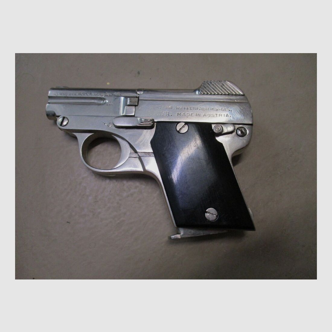 Pistol Steyr 6.35 mm -unfortunately without magazine-
