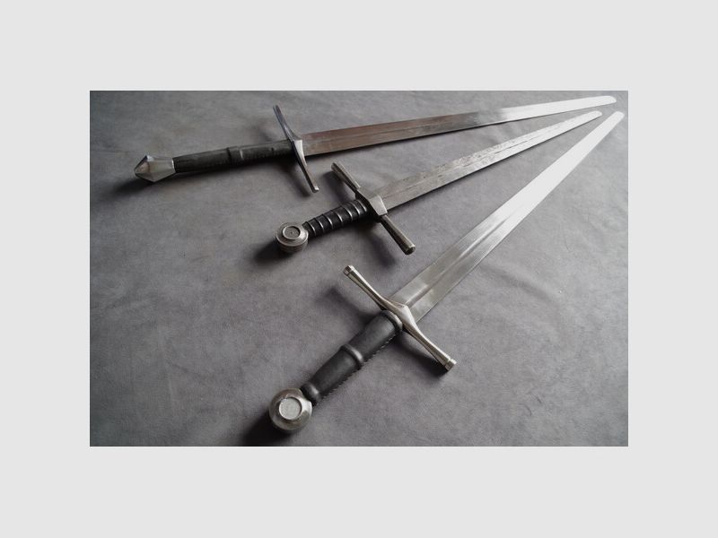 Schwert Einhänder Schaukampfschwert mit Scheide Urs Velunt