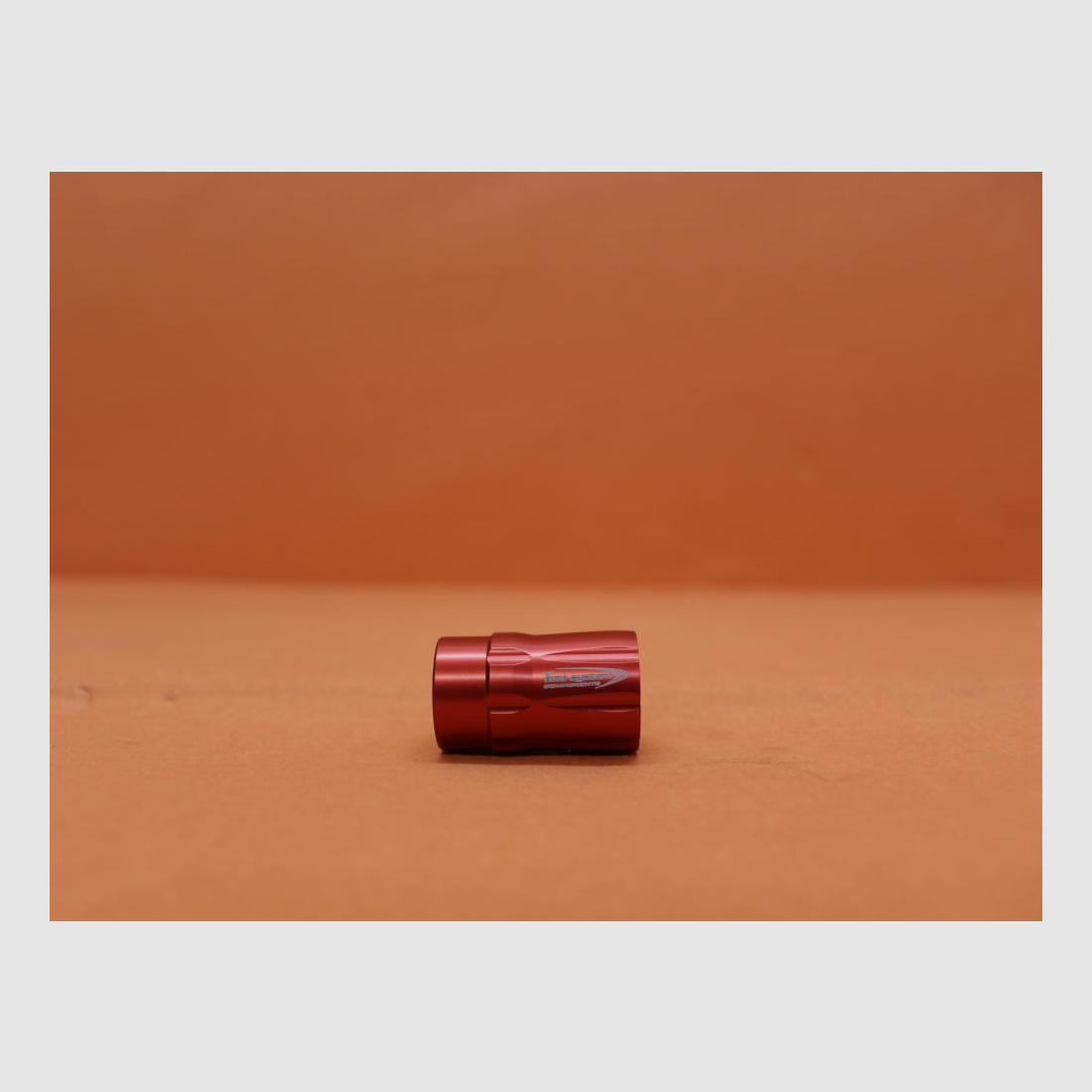 Toni System Benelli Nova: Adattatore in alluminio Toni System (DIAB5) 12GA rosso anodizzato