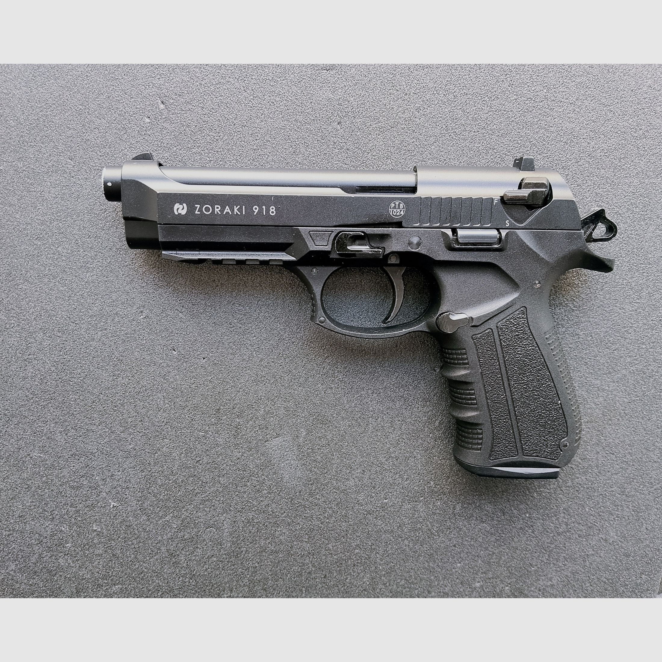 VK Zoraki 918 9mm P.A.K. Schwarz