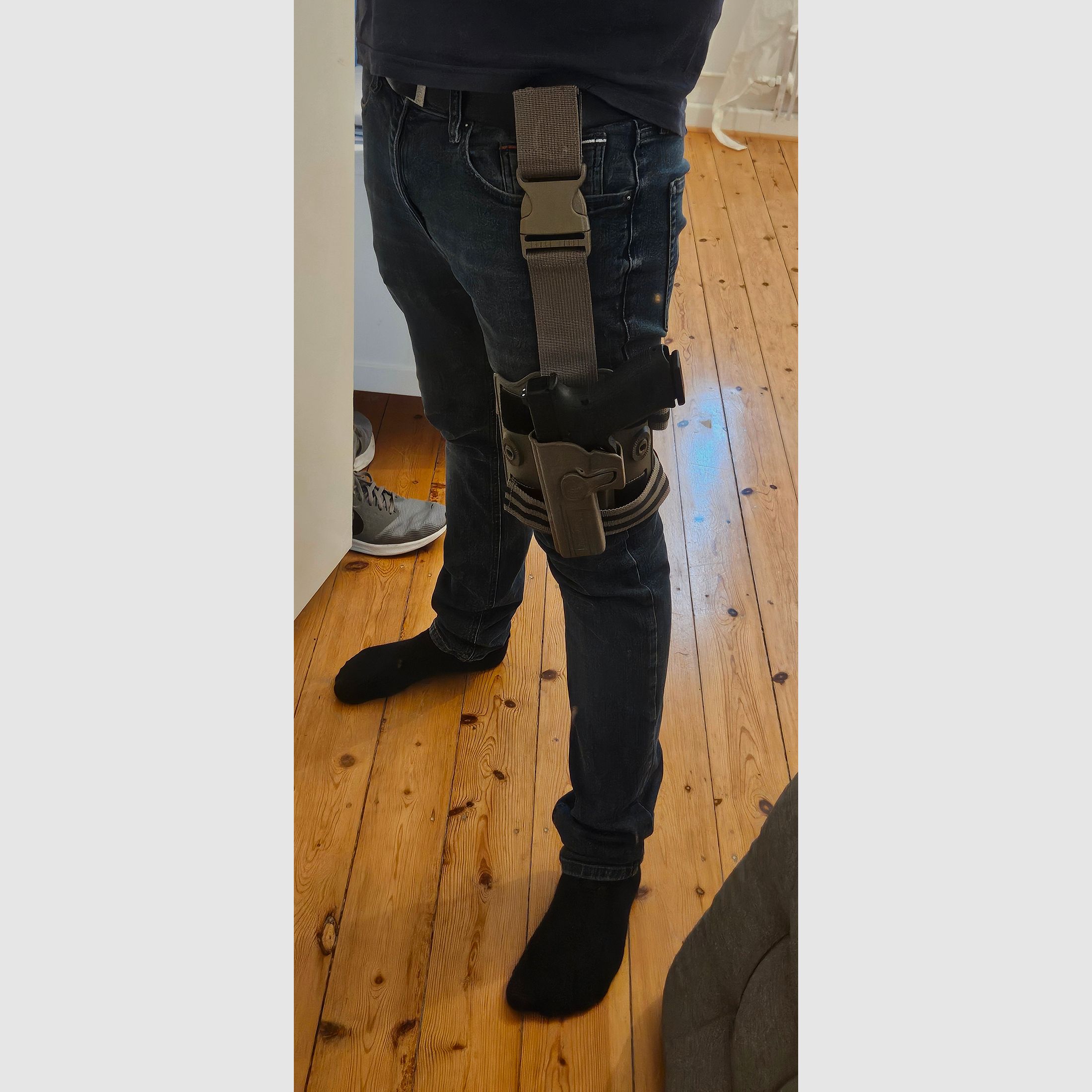 Amomax Beinholster passend für Glock 17/22/31