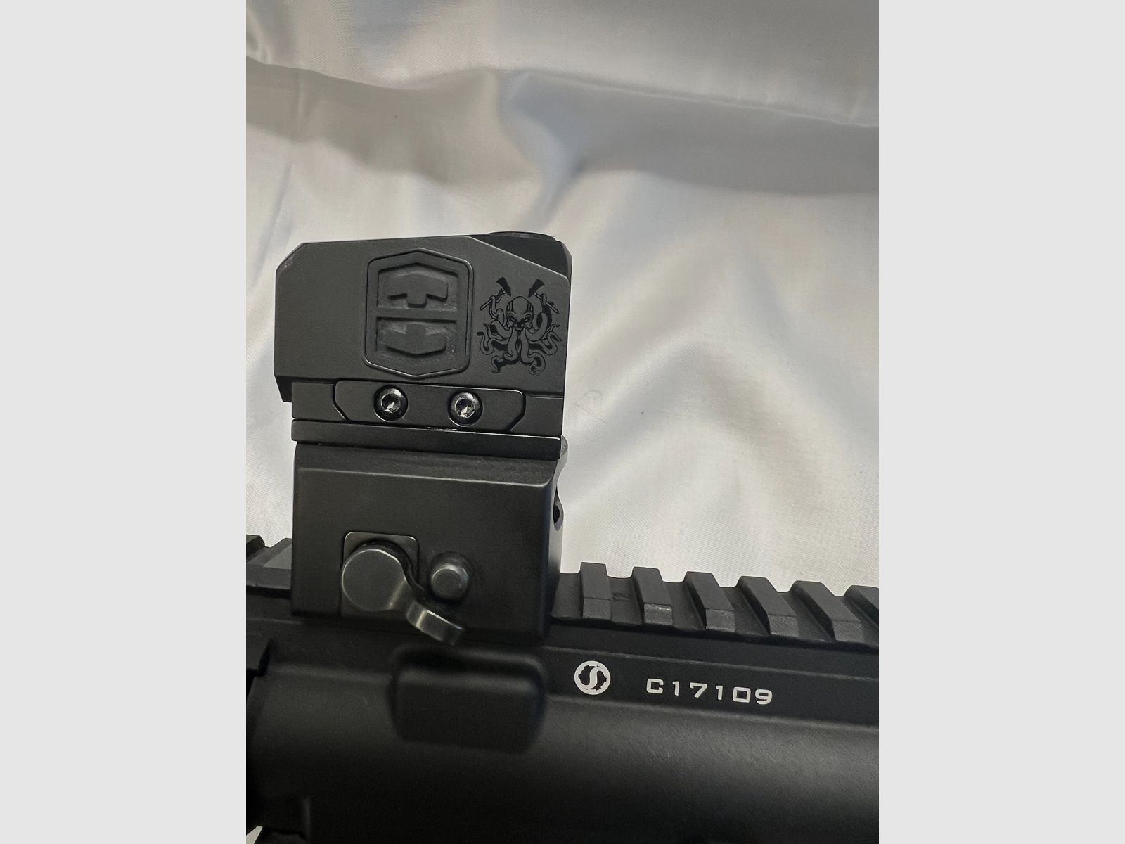 Schmeisser AR15-9L 9 mm Luger + 10 magazynków – karabin samopowtarzalny kat. B – broń dziedziczona sprzedaż prywatna Vorarlberg, zdjęcie 5 z 7