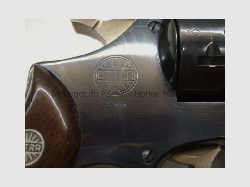 Astra 960 * 6 disparos * Mira de micrómetro