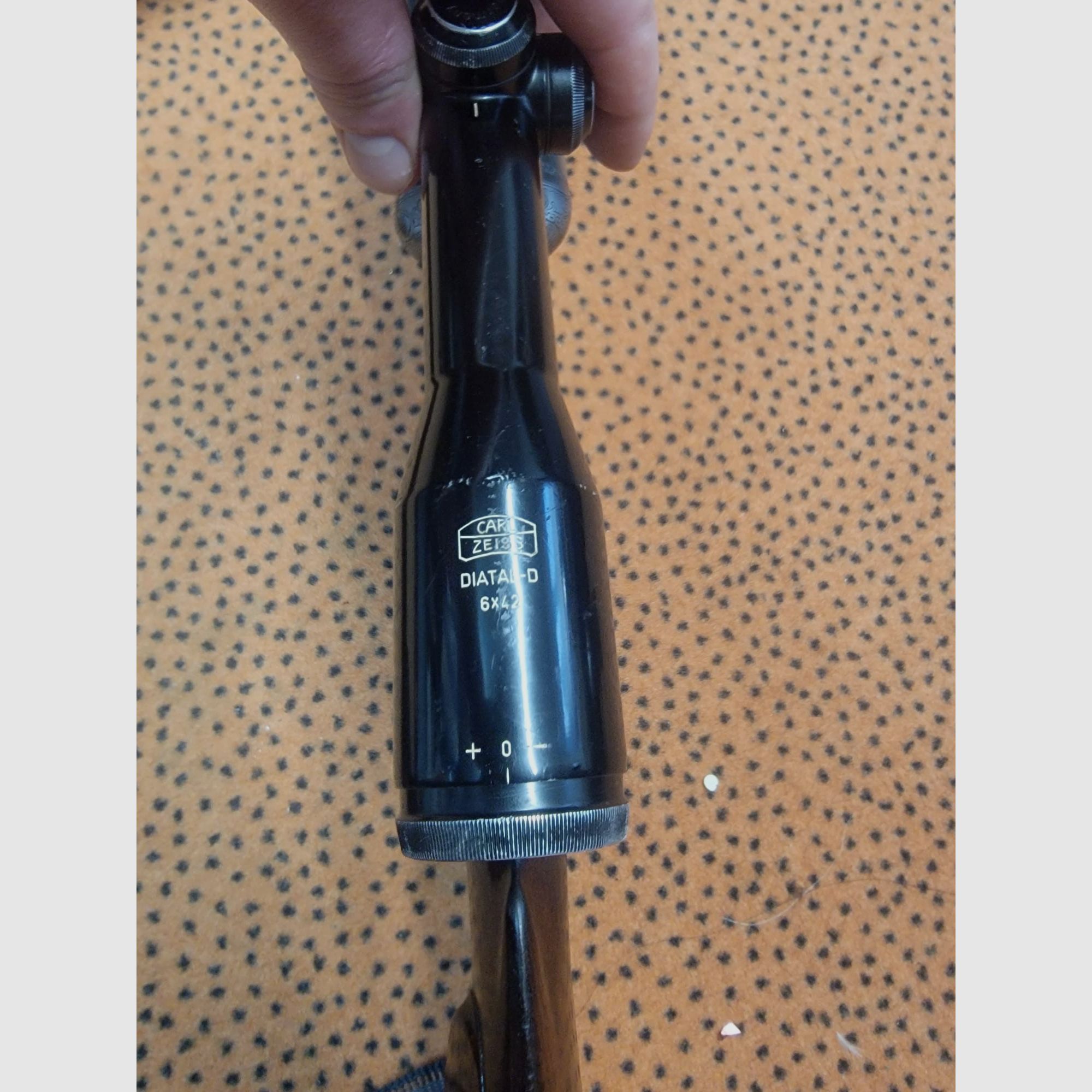 Sauer und Sohn Drilling Modell 3000 mit Handgravur 