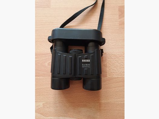 Zeiss Fernglas Binoculars 8x30 BT* West Germany