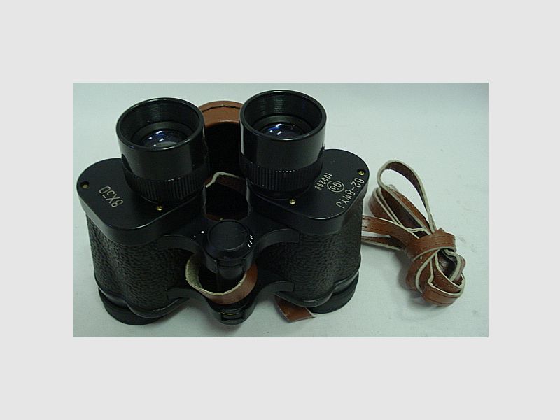 Classic Military M830-62 8x30 - Binocular, Gehäuse beledert