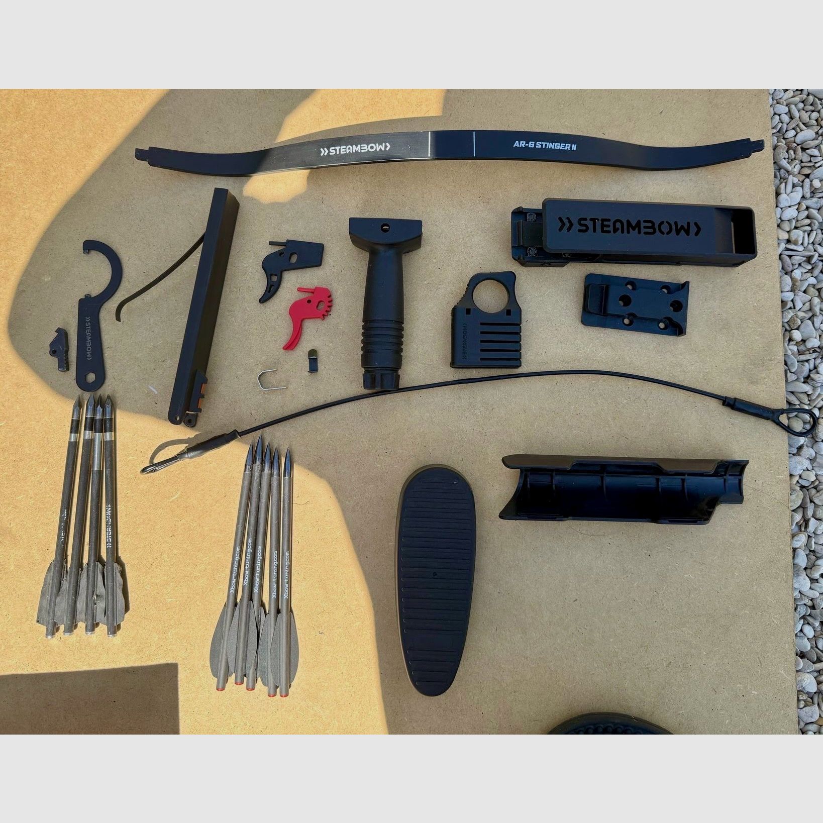 Steambow Stinger 2 Tactical AR6 mit umfangreichem Zubehör