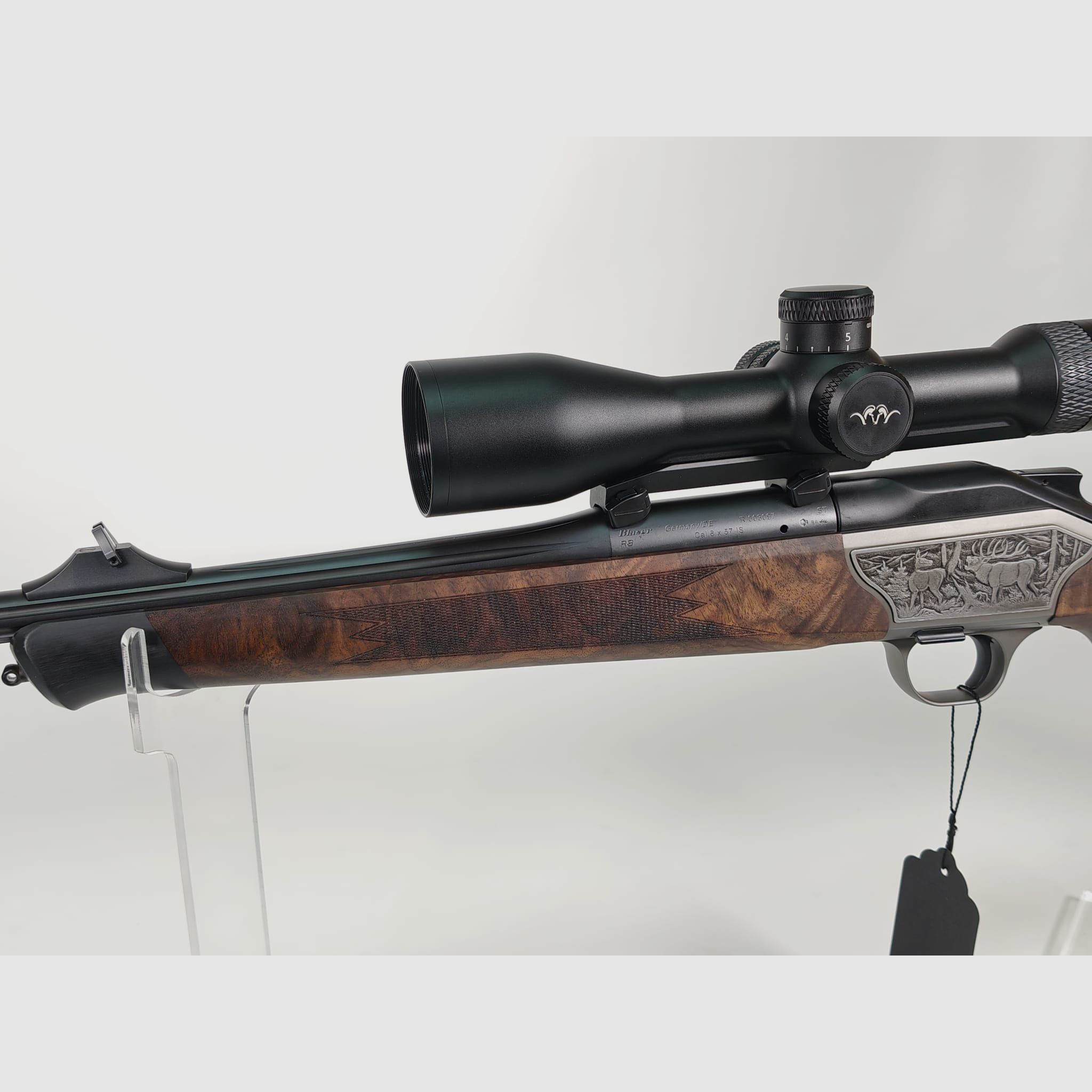 Blaser R8 Luxus 8x57 IS – Holzklasse 5, kannelierter Lauf und neues Blaser B2 3–18x50 iC, Bild 5 von 10