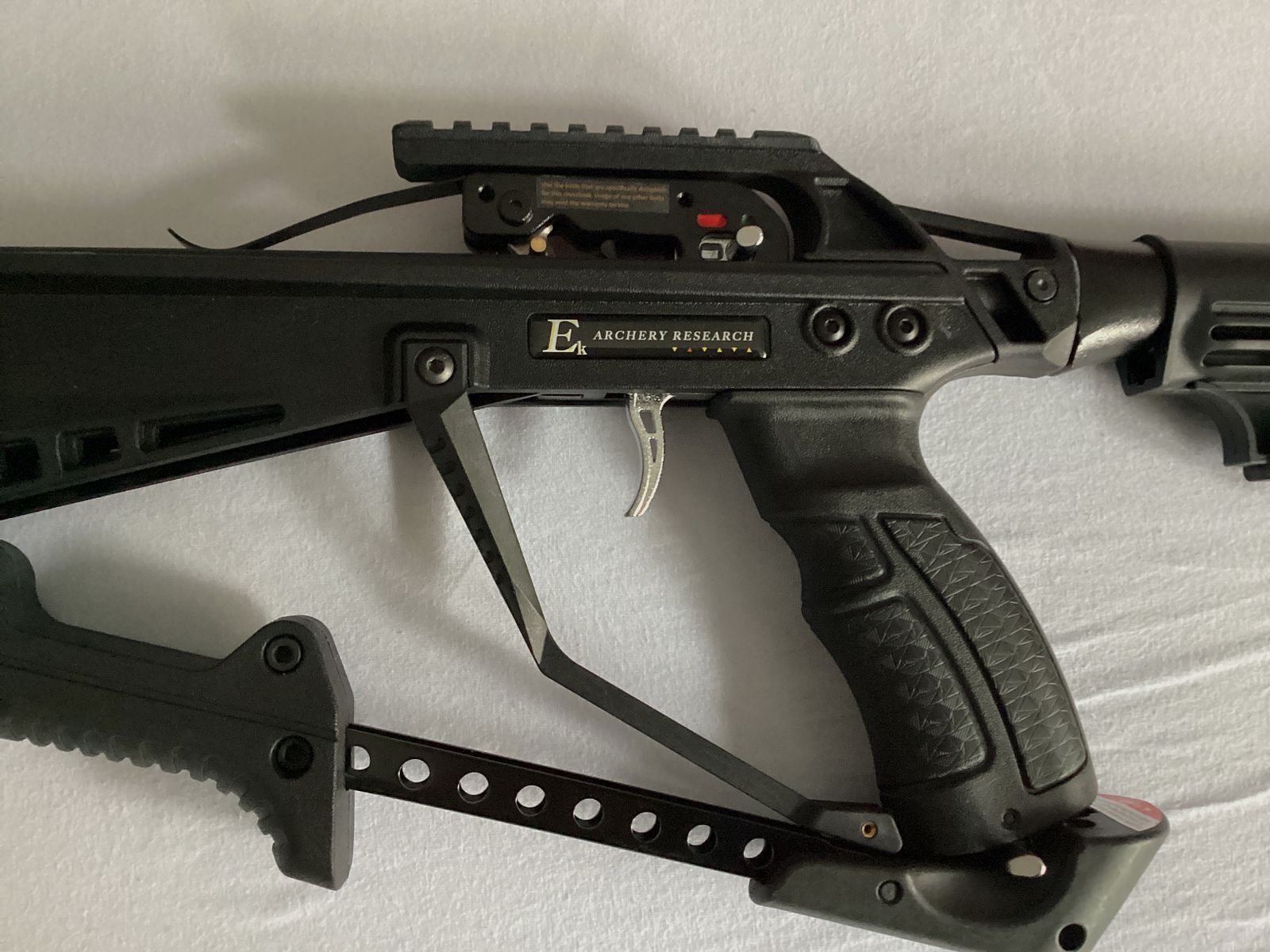 EK Archery R9 and accessories