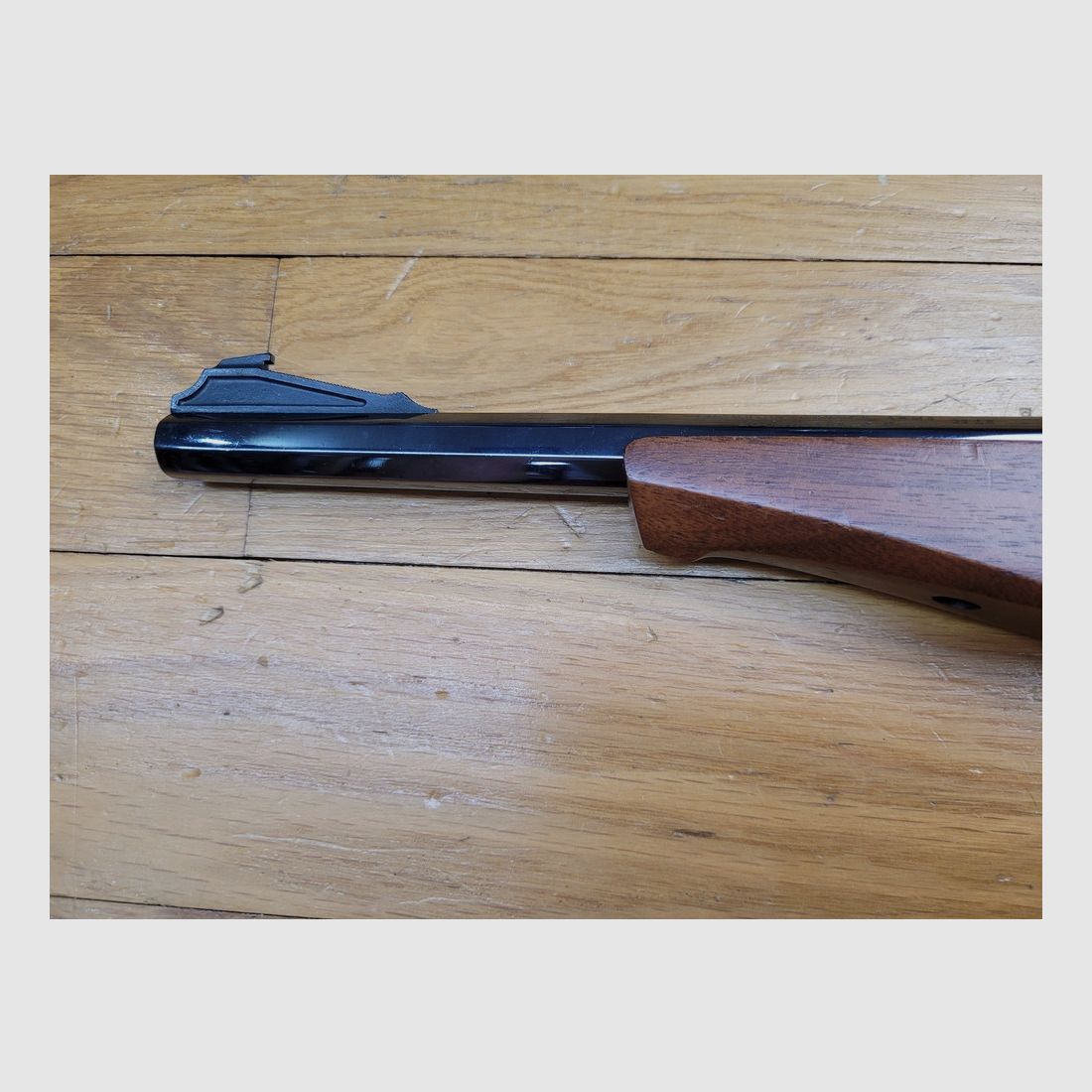 Pistola Contender in 22LR – Canne intercambiabili da 10 pollici! – Personalizzabile – Una leggenda del tiro sportivo per la sua originalità e qualità – Condizioni TBE!, immagine 5 di 16