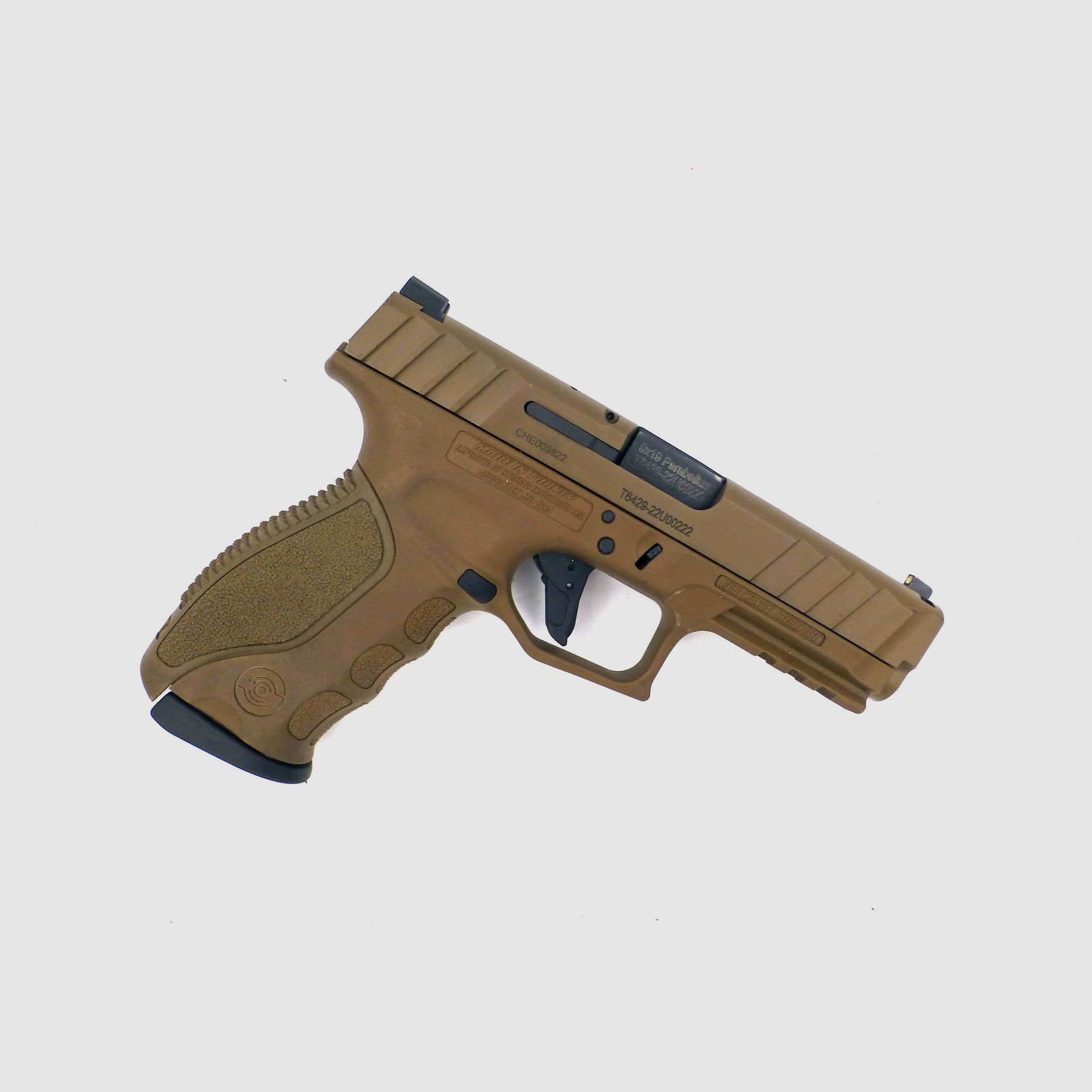 Pistola STOEGER STR-9 FDE, immagine 1 di 2