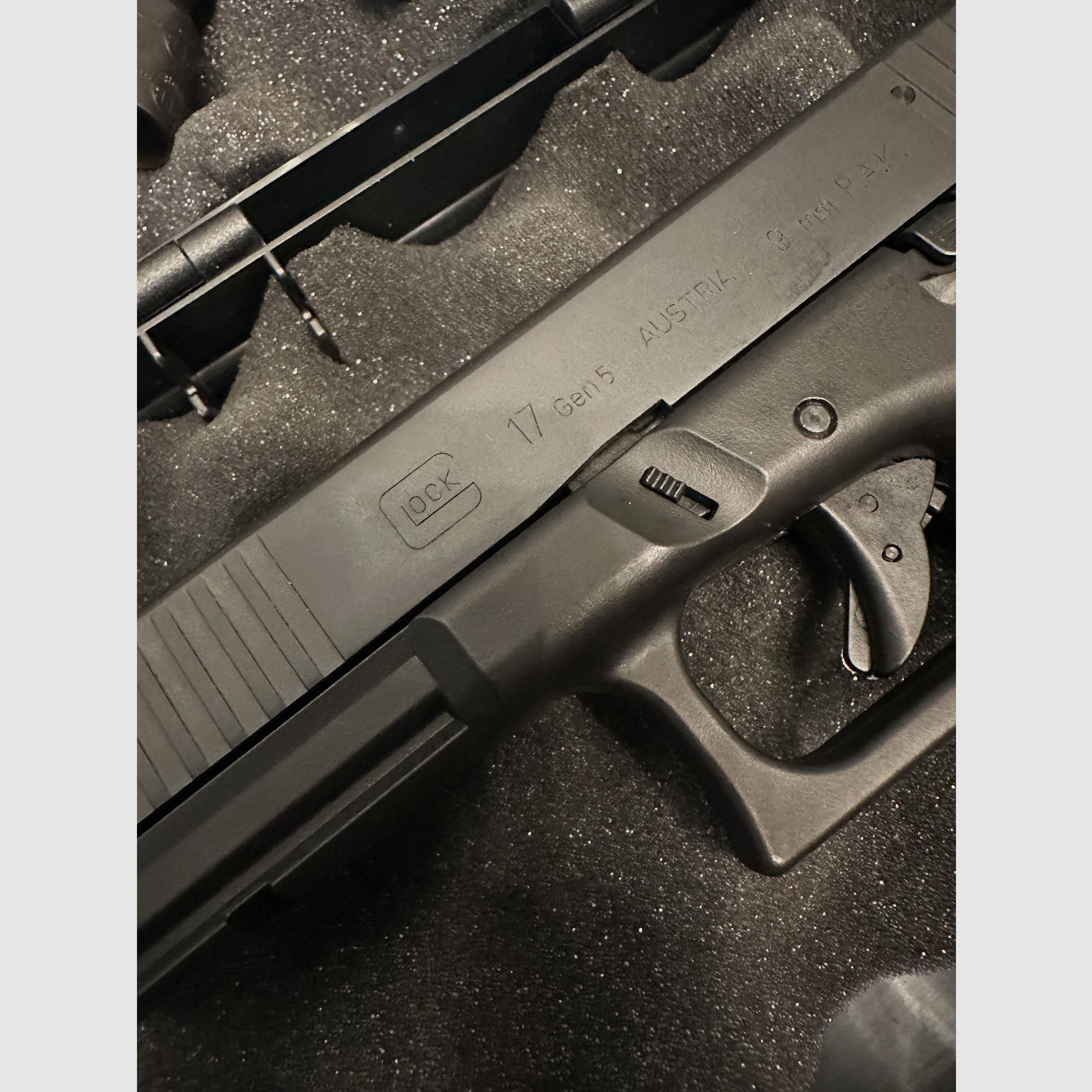 Glock 17 SV 9mm PAK Schreckschuss 