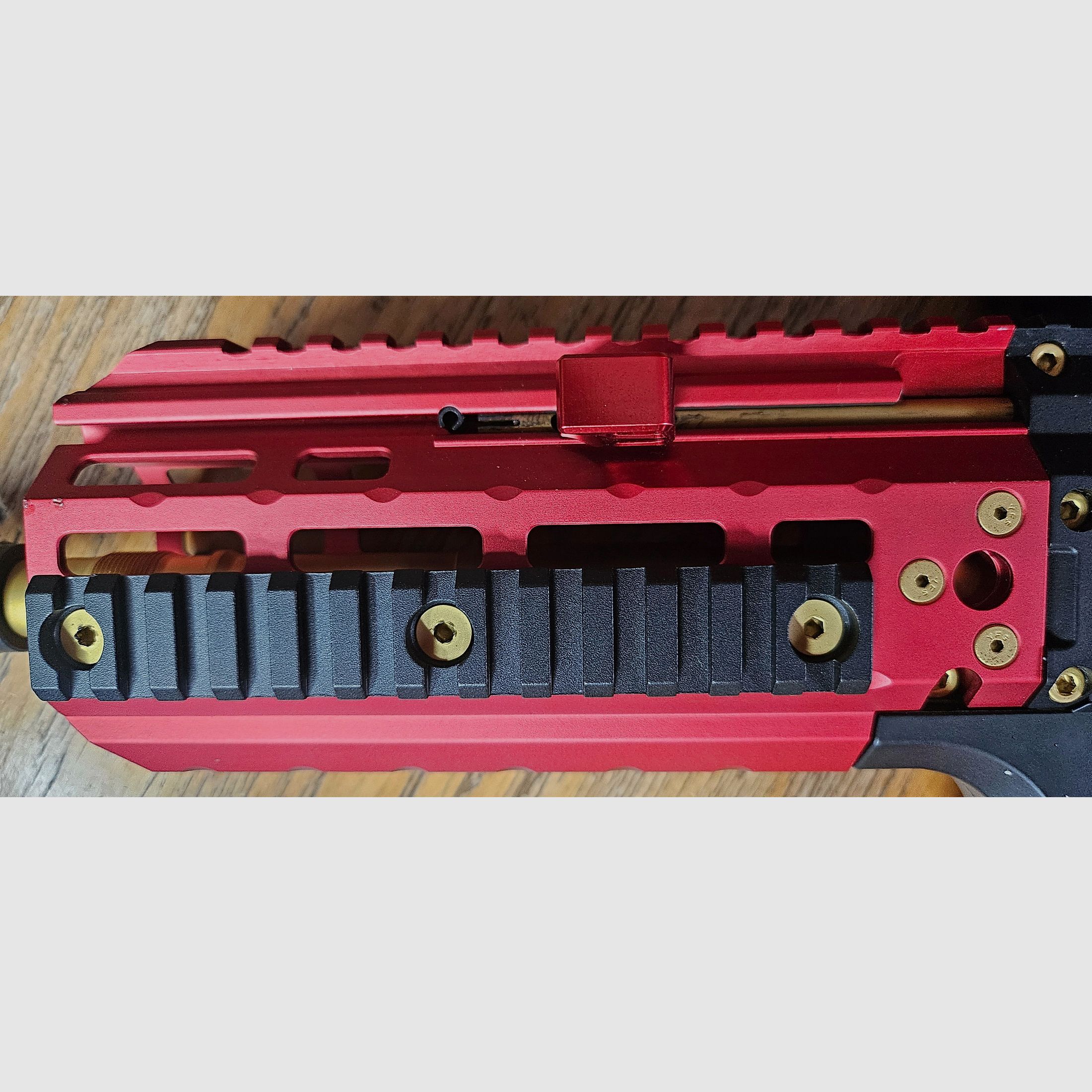 CZ Scorpion EVO M-Lok-voorhand