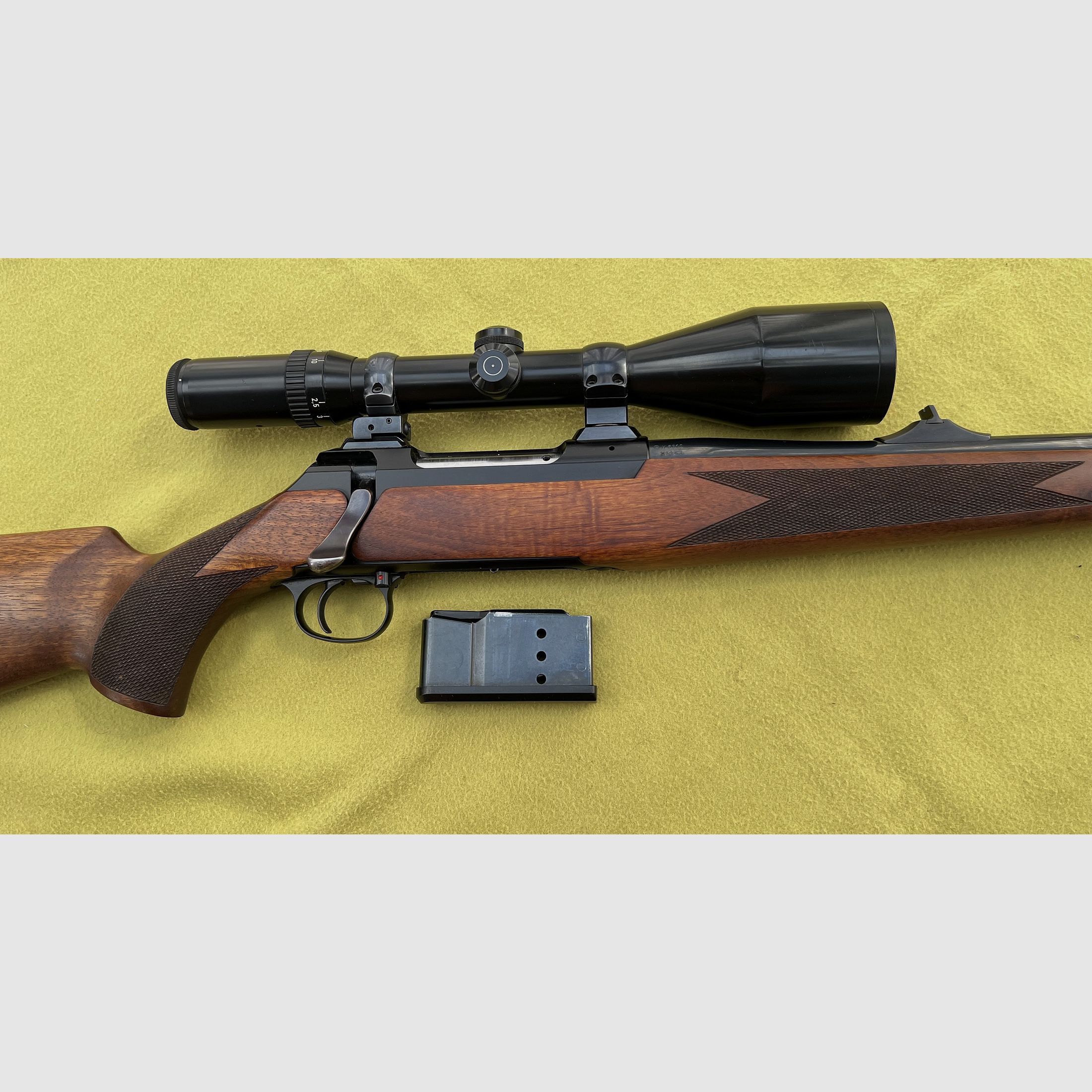 Rifle Sauer Modell 200 caliber .243Win. with scope Schmidt & Bender with very good shooting performance