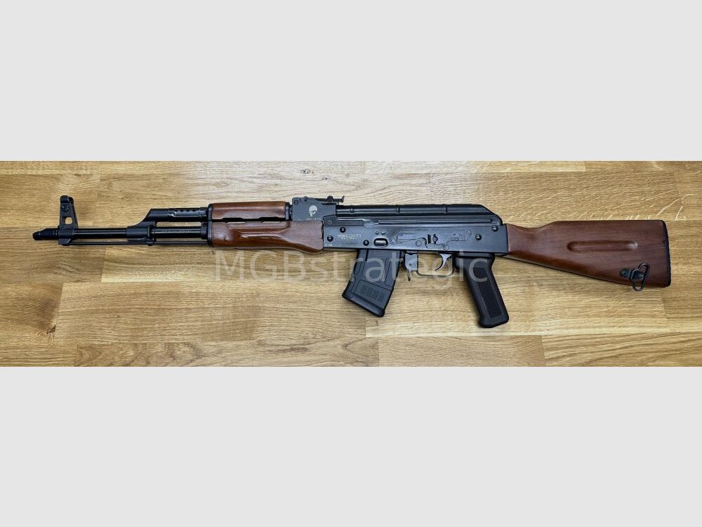 SDM AK-47 halbautom. Büchse 7,62x39 - Russen Version 415mm Lauf / hartverchromt / Montageschiene / Holzschaft System AKM AK47