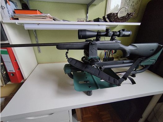 Mauser M18 Repetidor Cal. .300 Win Mag. con visor Vixen 2,5 - 15 x 50