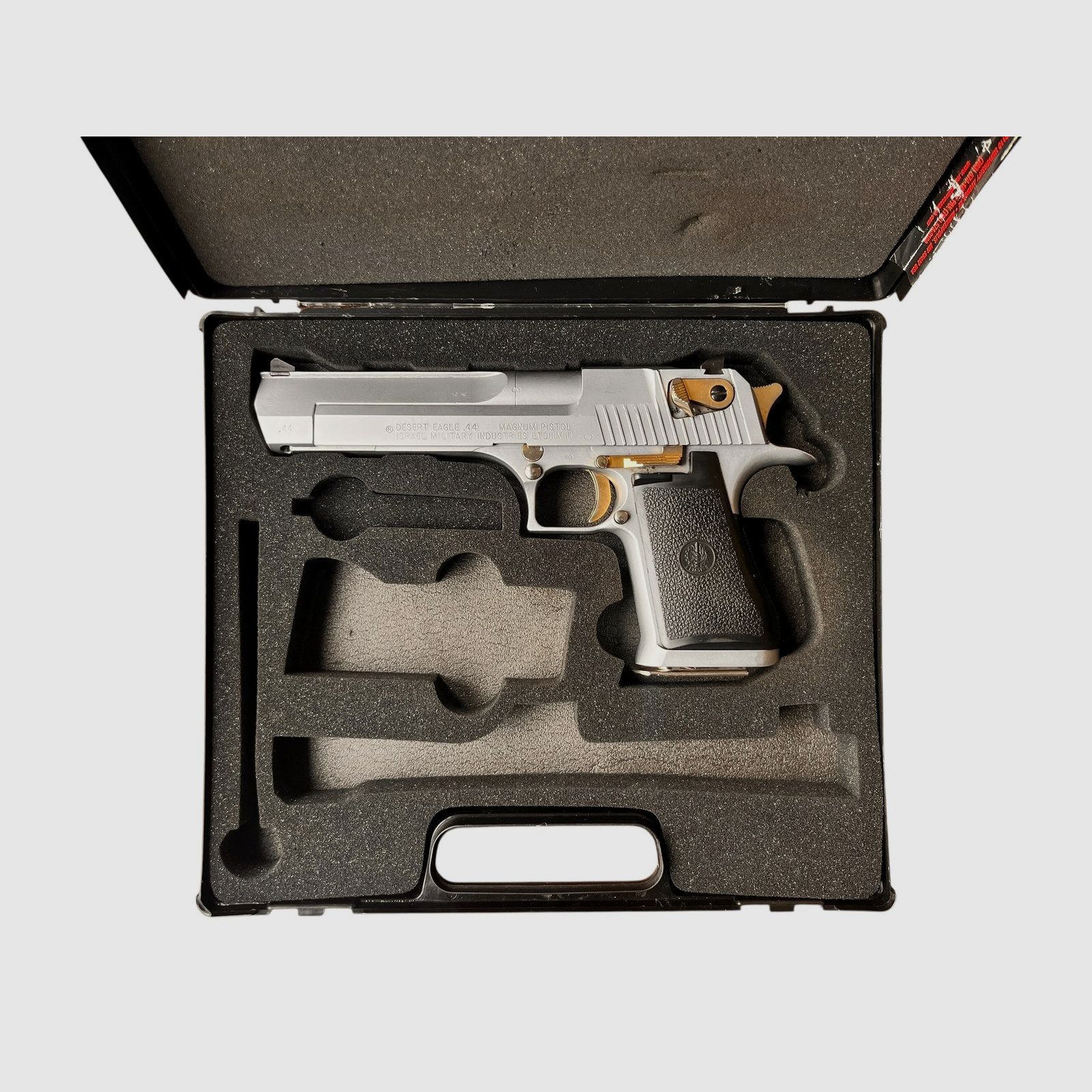 Pistolet IMI Desert Eagle .44 Magnum | Puissante icône du cinéma, image 1 sur 9