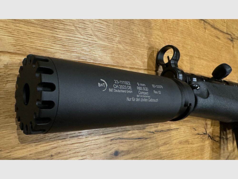 Heckler and Koch SP5 rifle with B&T RBS silencer SQD™ Compact