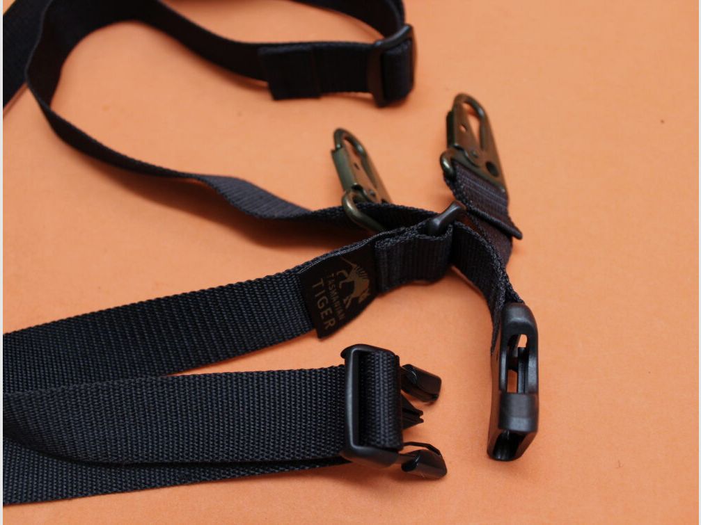 Tasmanian Tiger TT Tactical Sling 040 nero: Cinghia a 3 punti in nylon nera con 2 moschettoni