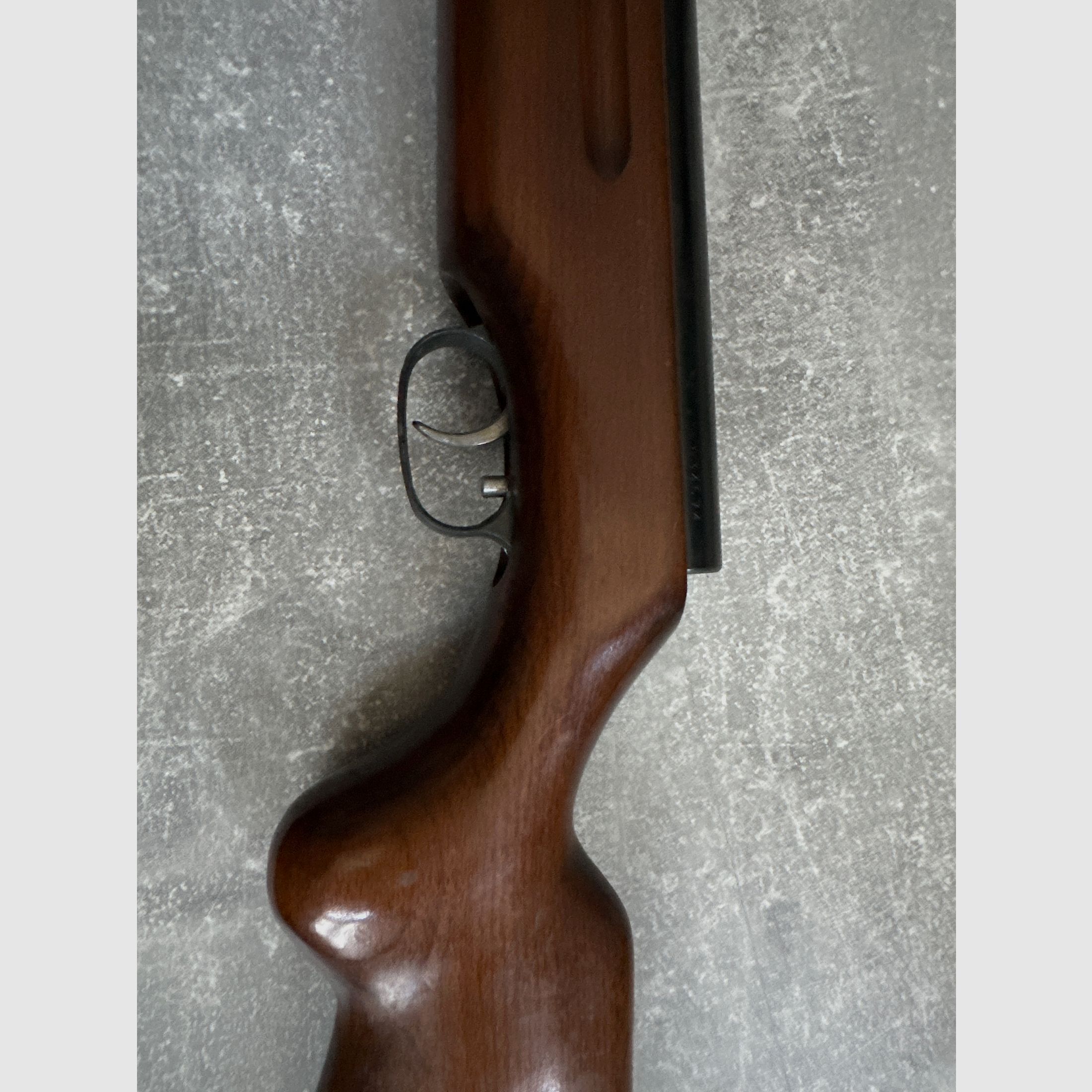 Weihrauch HW35 w kalibrze 4,5 mm, bardzo dobry stan, wiatrówka