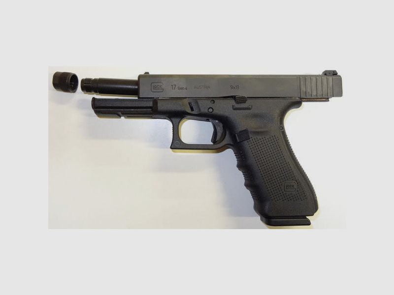 Glock	 Pistole Glock 17 Gen4 mit Gewindelauf M13,5x1 im Kaliber 9mm Para ( 9x19 ) Inkl. Zubehö