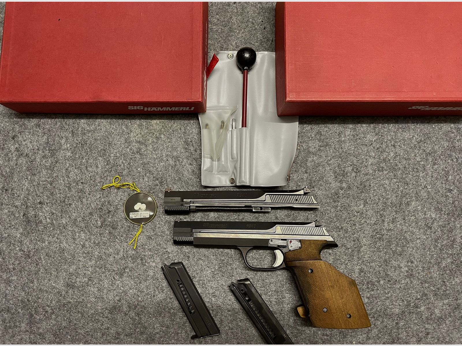 P240 Kal.22 z systemem wymiennym .32 S&W I.WC