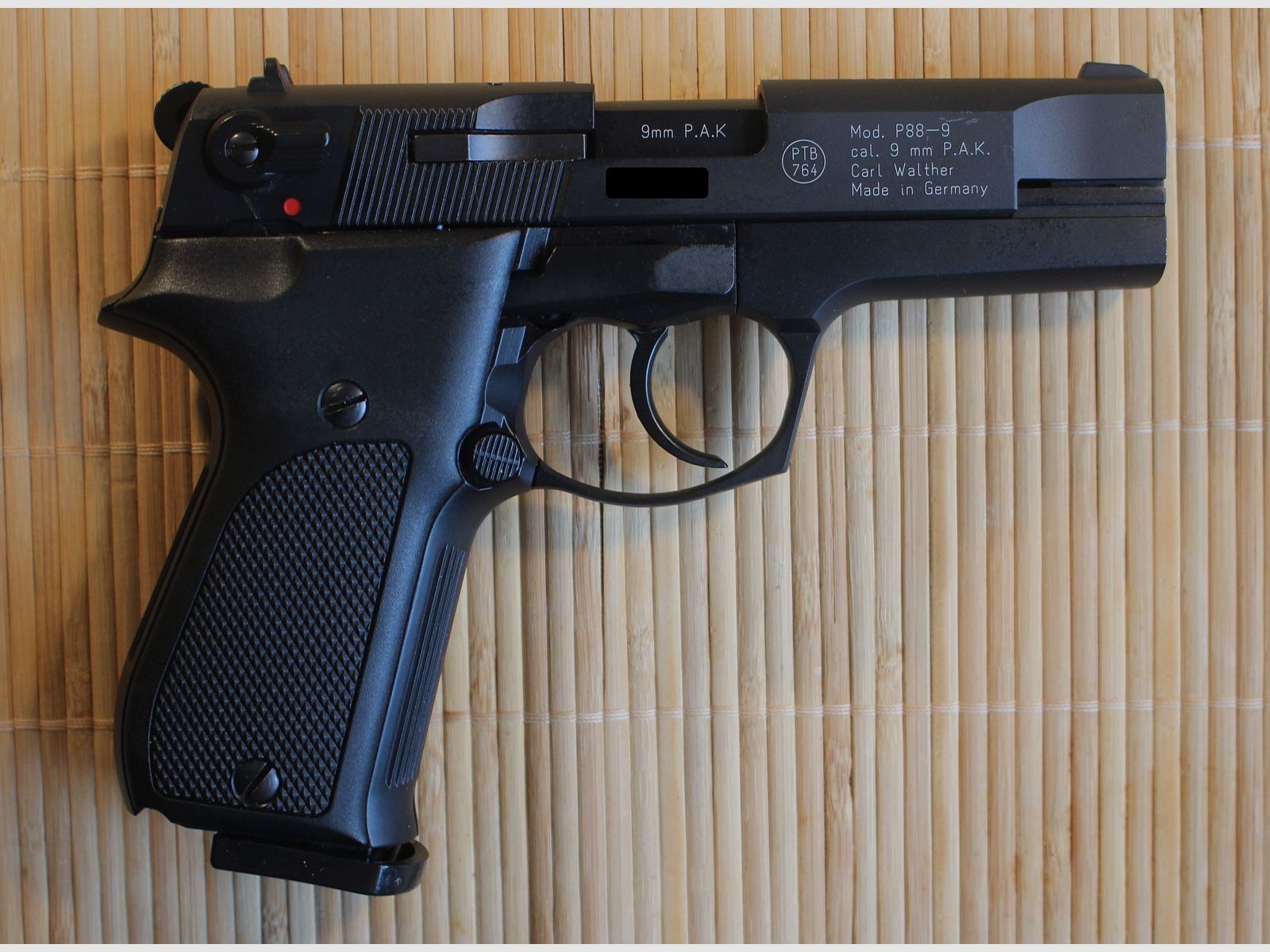 Walther P88 pistolet alarmowy Kaliber P.A.K. 9mm Brüniert
