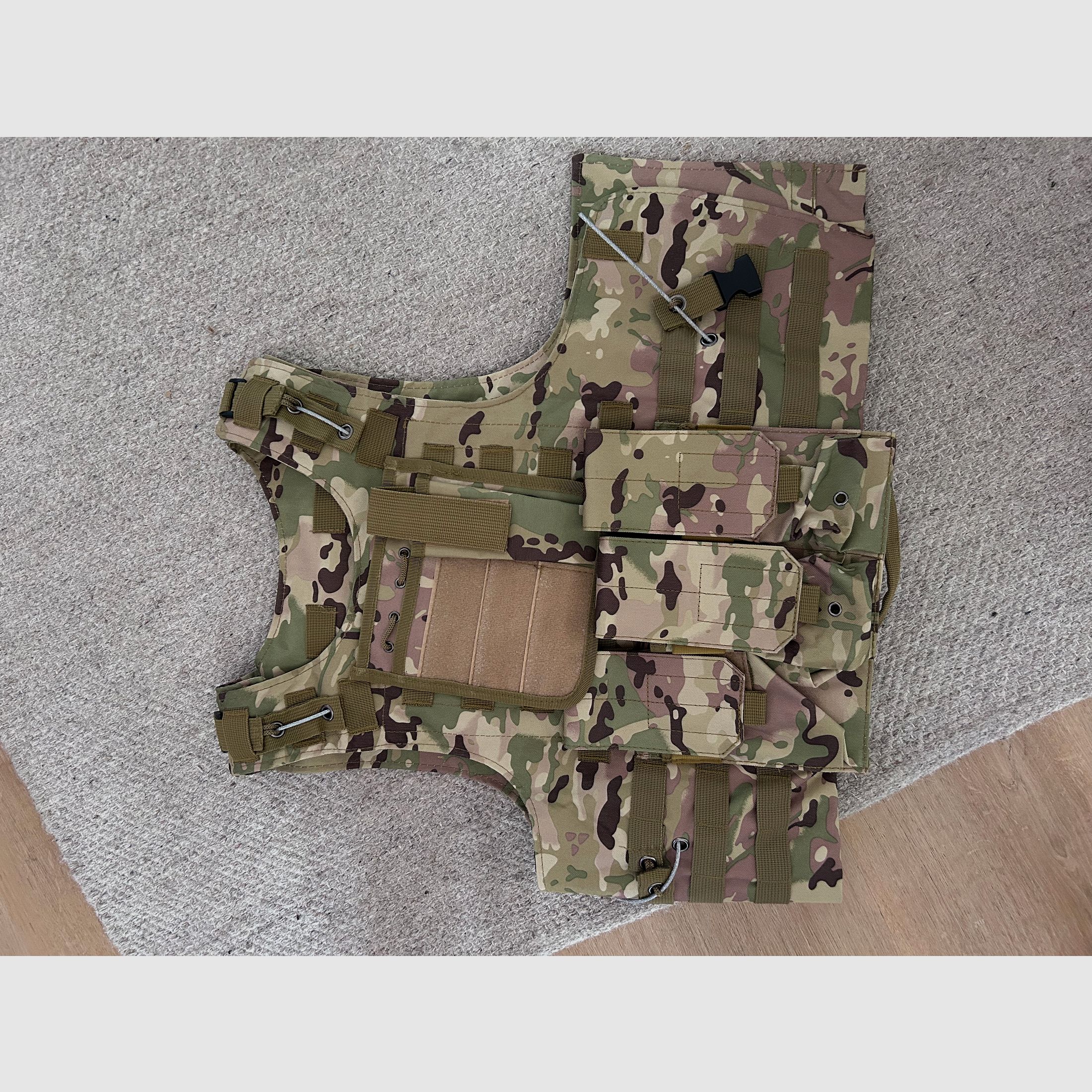 G&G Combat Machine CM16R2 mit umfangreichem Zubehör