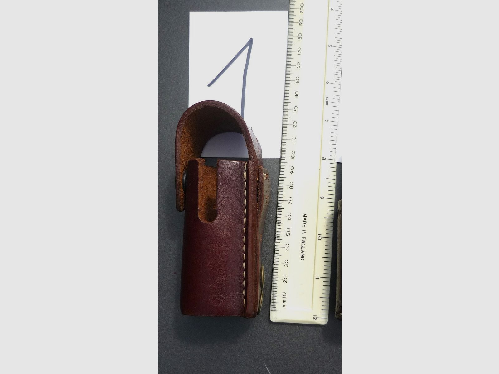 HKDesign gran contenedor para transportar, por ejemplo, spray de gas lacrimógeno o similar en el cinturón