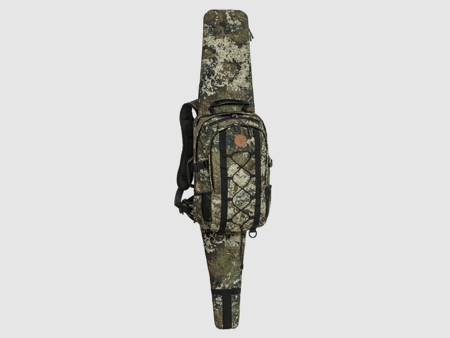 Pinewood Camou Jagdrucksack with rifle holster 22 L