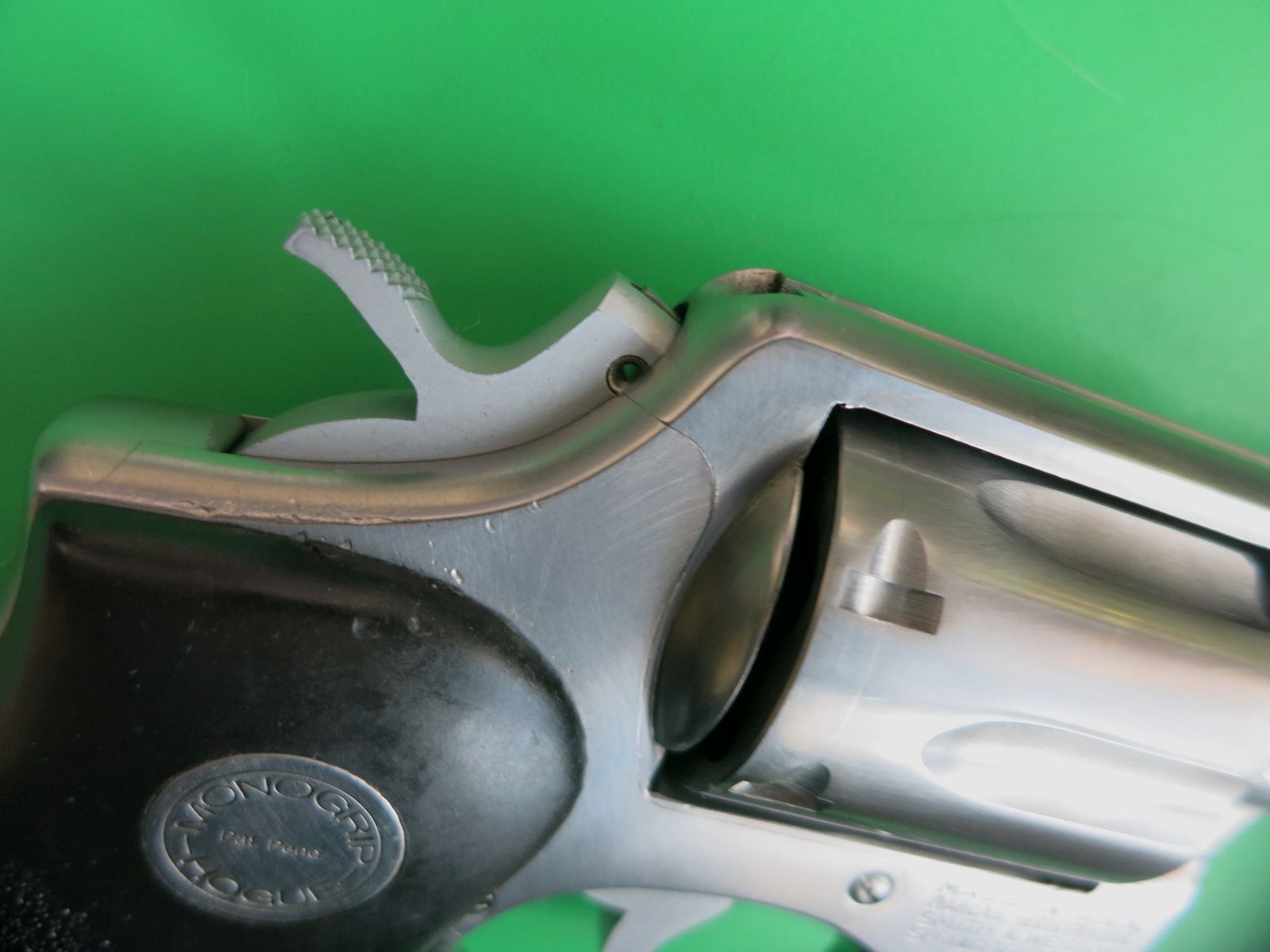 Smith&Wesson Mod. 64, .38 Special, 2" barrel, stainless, HOGUE-Monogrip, Fangschuß   #91