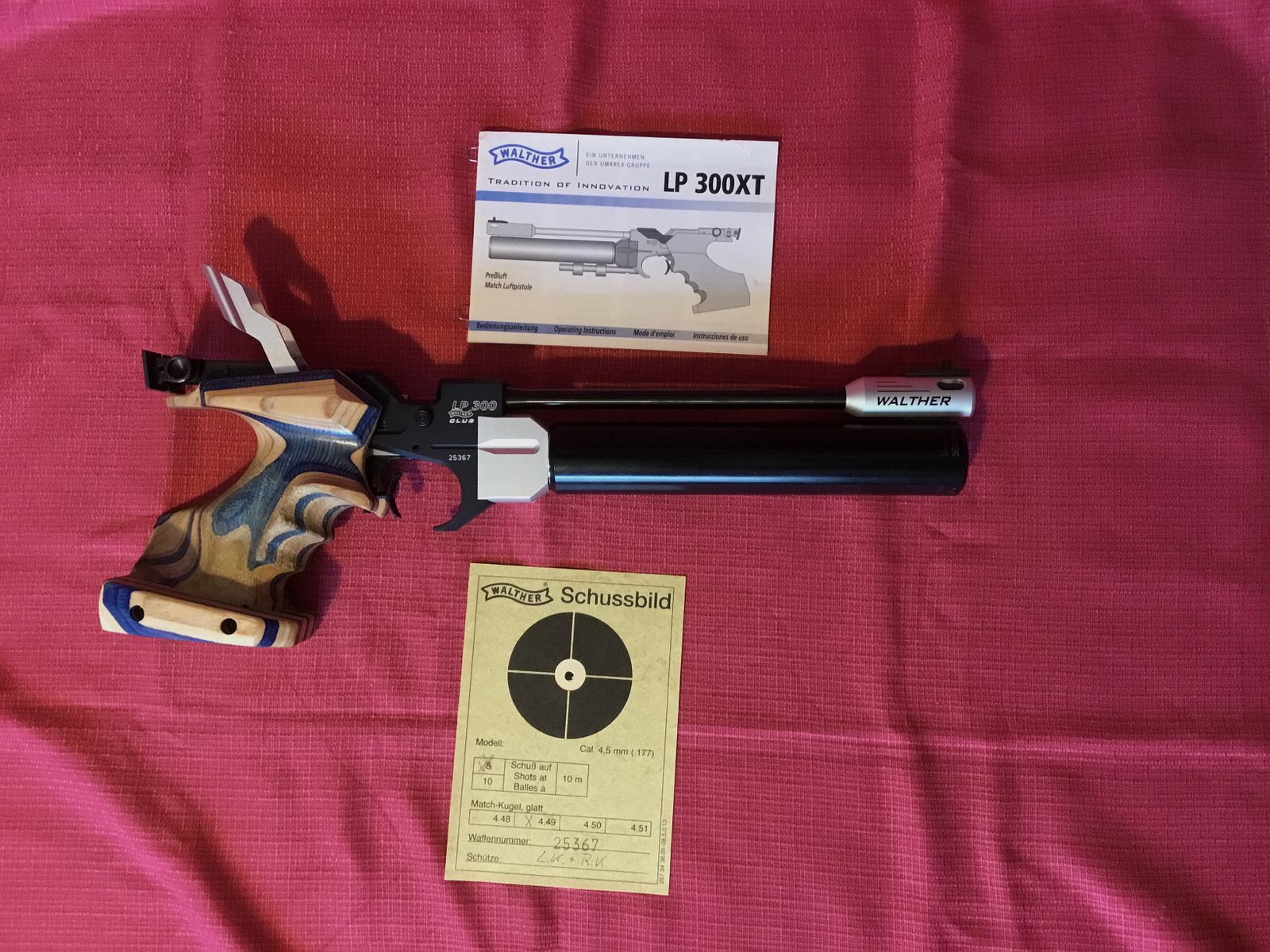 Walther luchtpistool 300 XT – Compleet set met koffer, vuladapter en beschrijving.